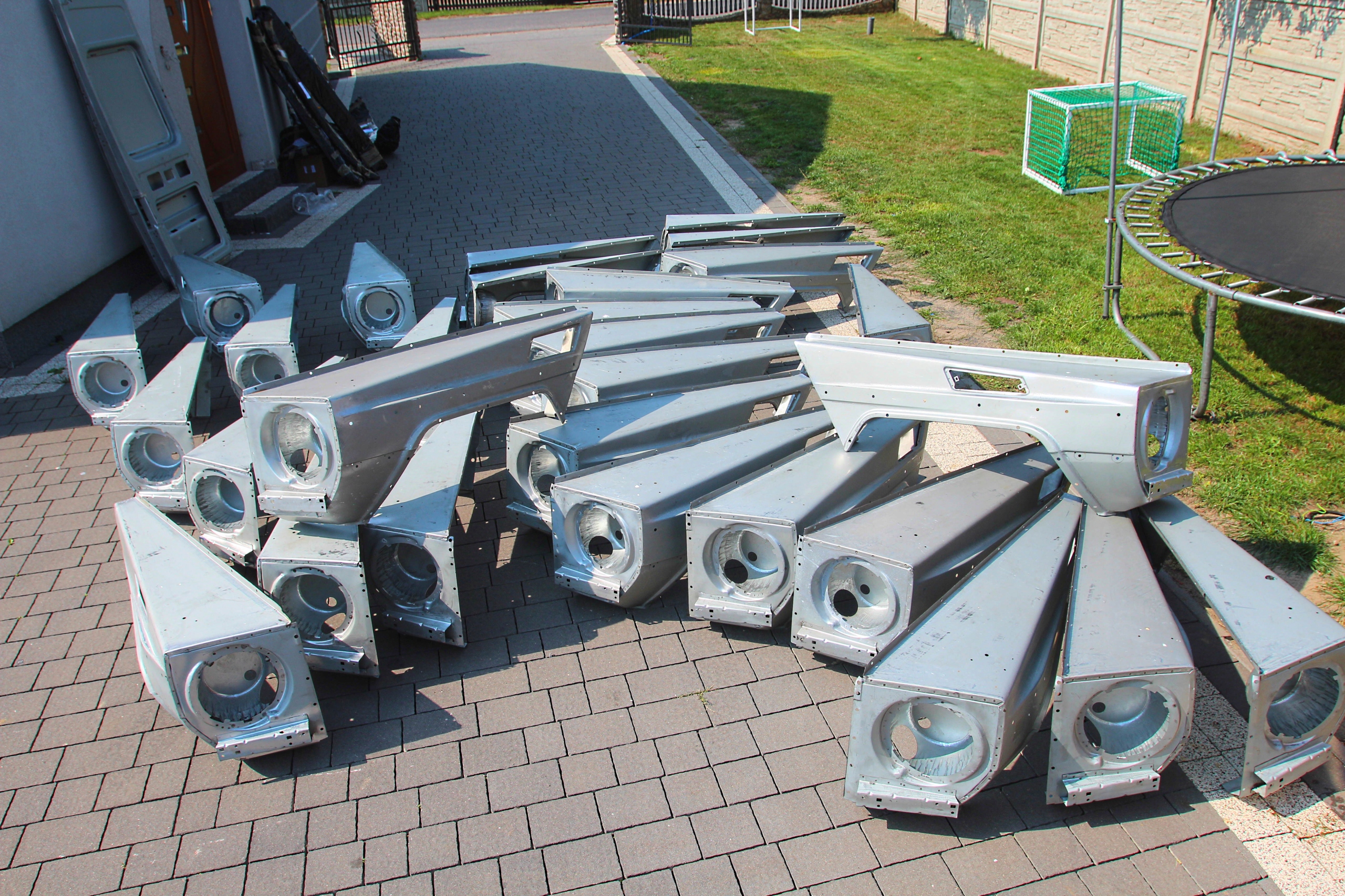 BLOTNIK OKULAR MERCEDES G GELENDA PUCH W460 W461 Car type 4x4 SUV Passenger cars Cargo vans Trucks RVs Buses Undefined