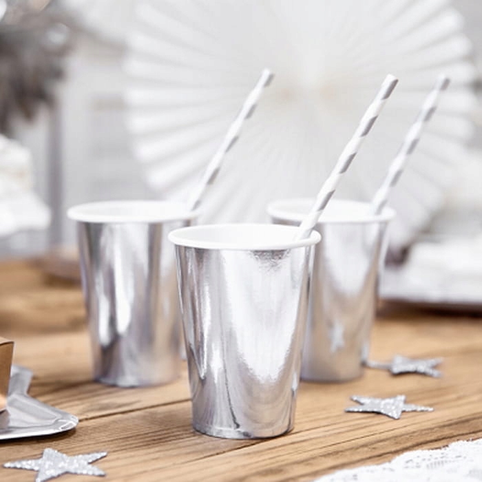 Kubeczki papierowe Srebrne 220ml 6 szt KUBKI Liczba sztuk w zestawie 6 szt.