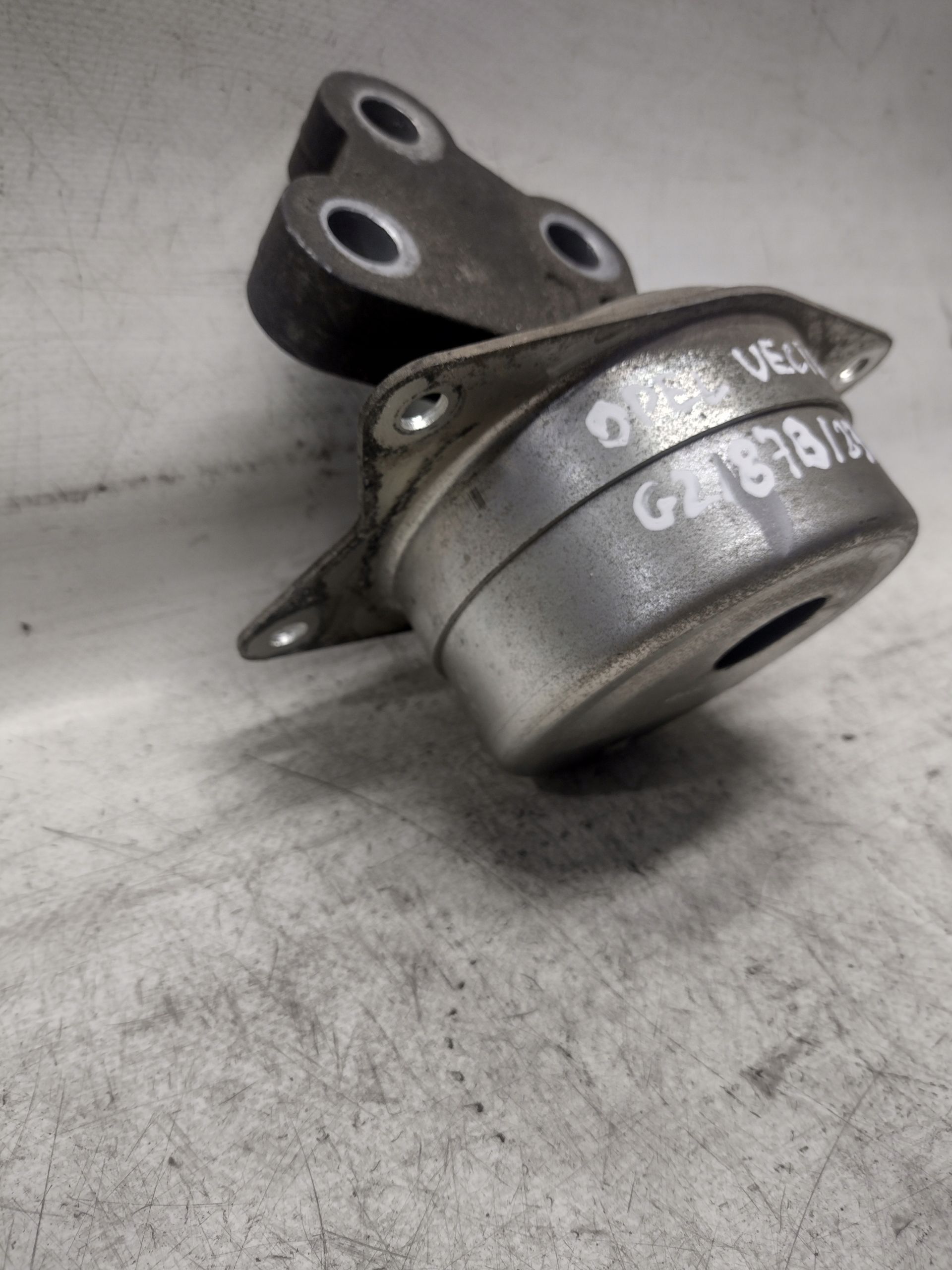 gearbox mounting Opel Vectra C