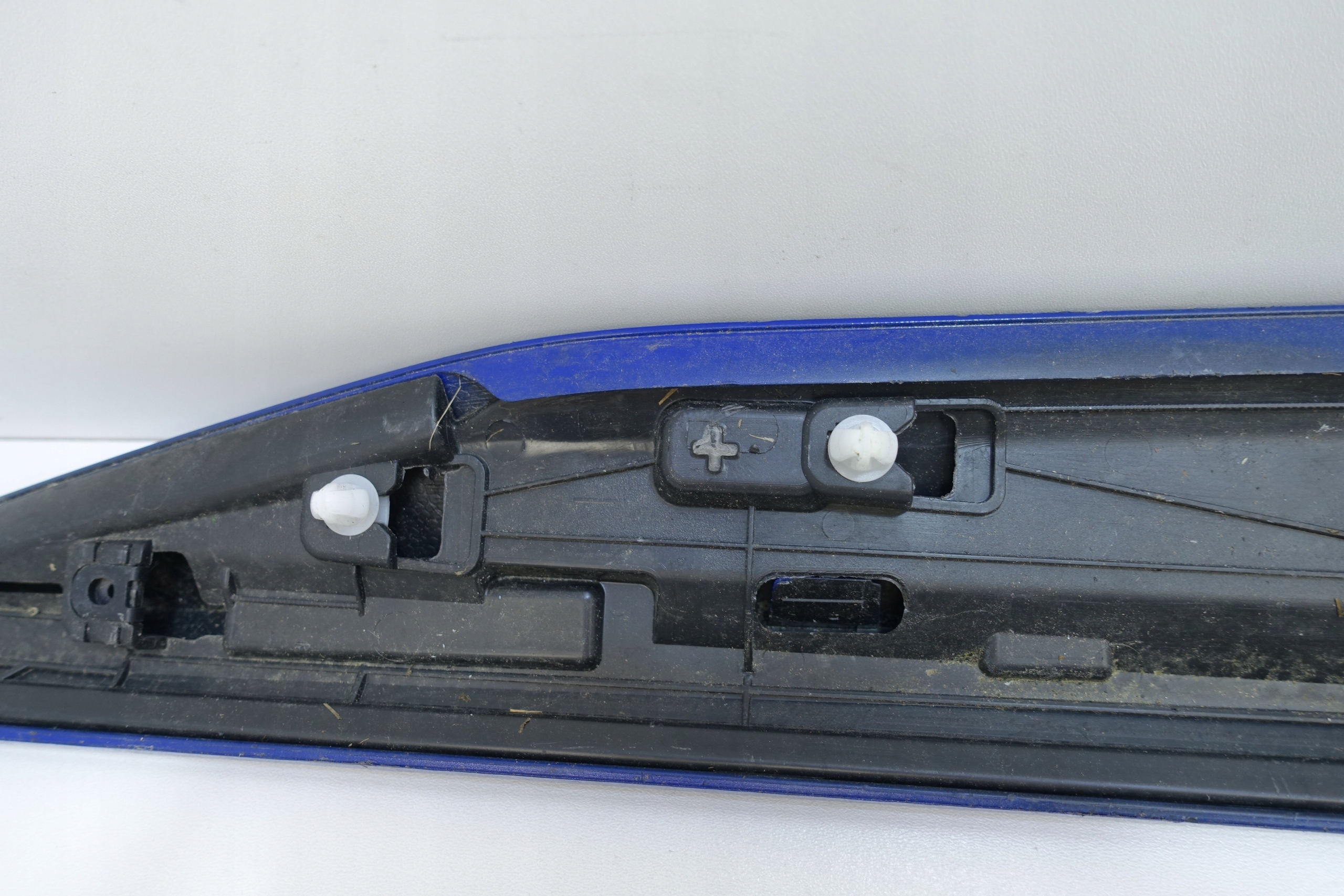 moulding door right front SKODA SUPERB III 3V0