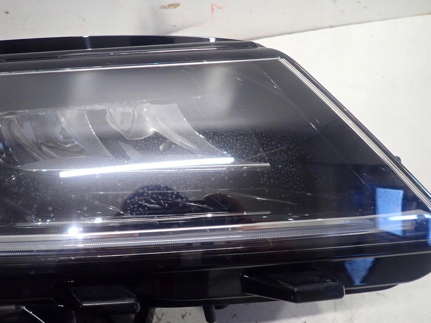 light front right SKODA KODAIQ 2016- FULL LED