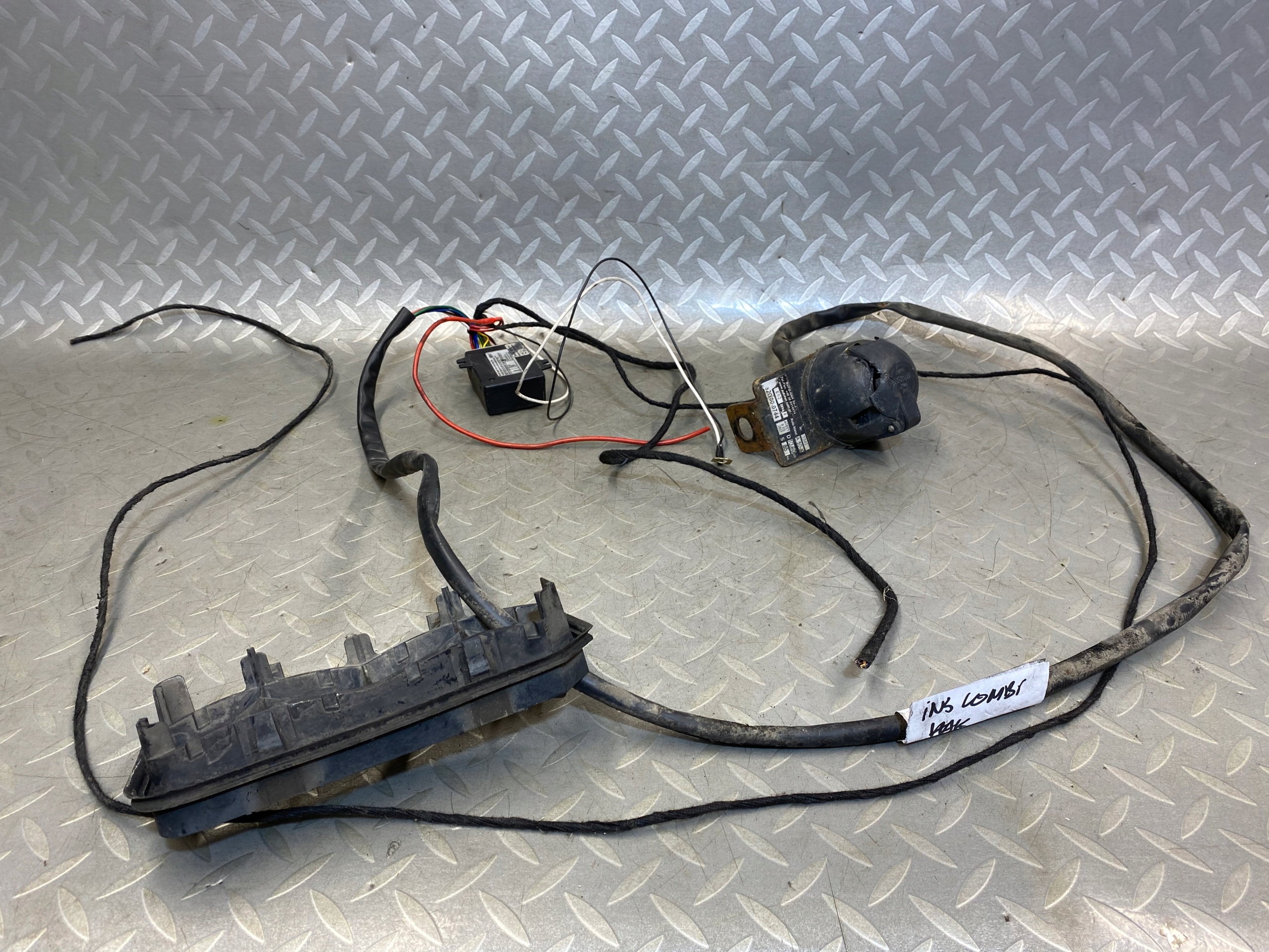 WIĄZKA MODUŁ HAKA HOLOWNICZEGO OPEL INSIGNIA A KOMBI