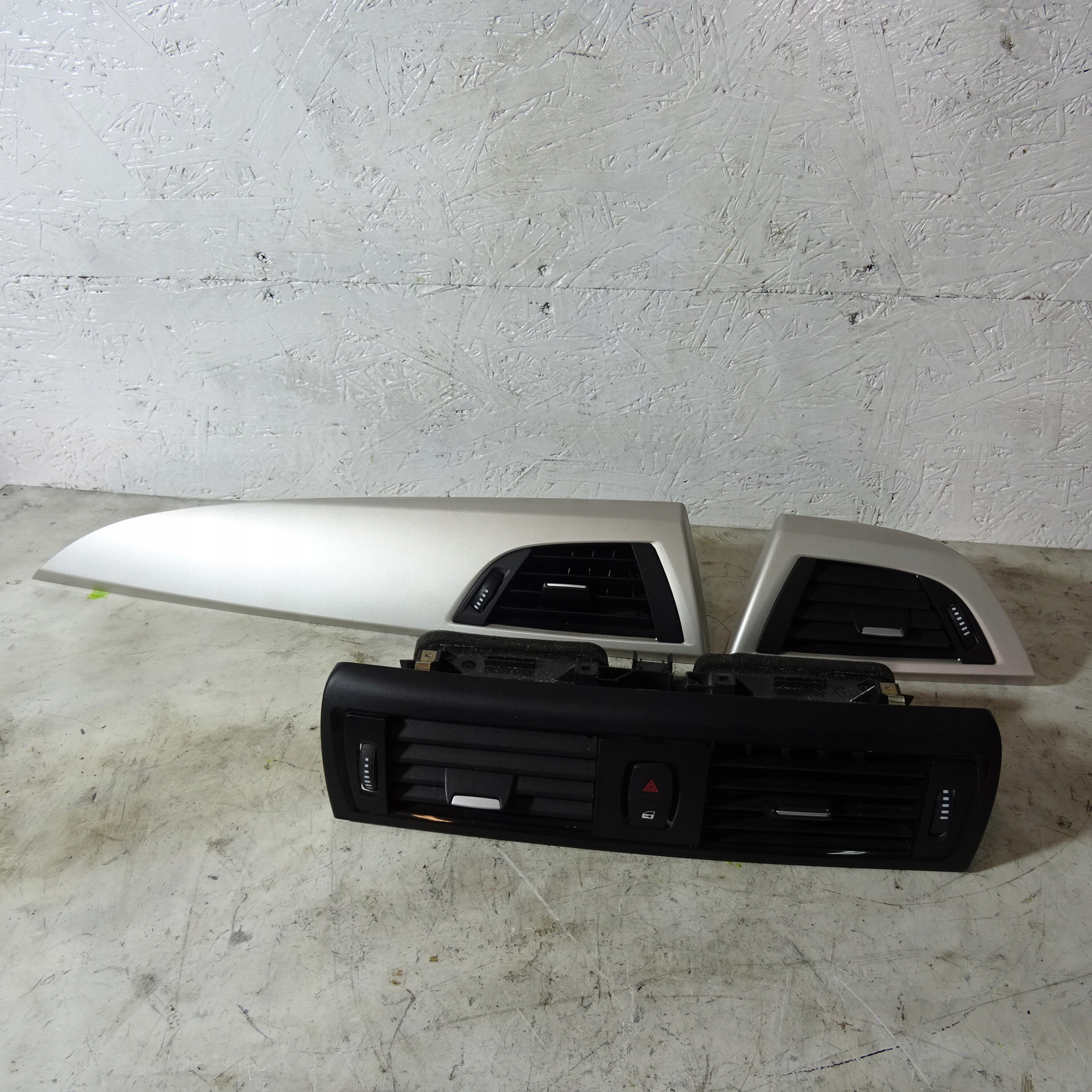 BMW 1 F20 вентиляційні решітки