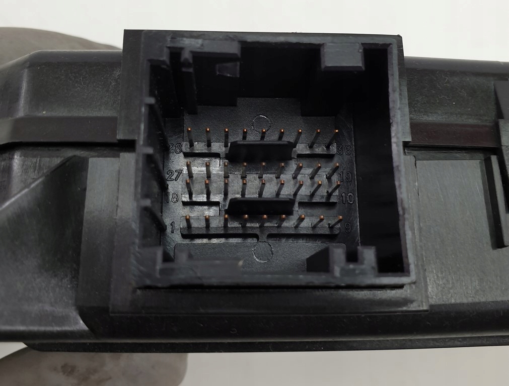 MODUŁ STEROWNIK DRZWI ALFA ROMEO 159 60693262 Numer katalogowy części 60693262