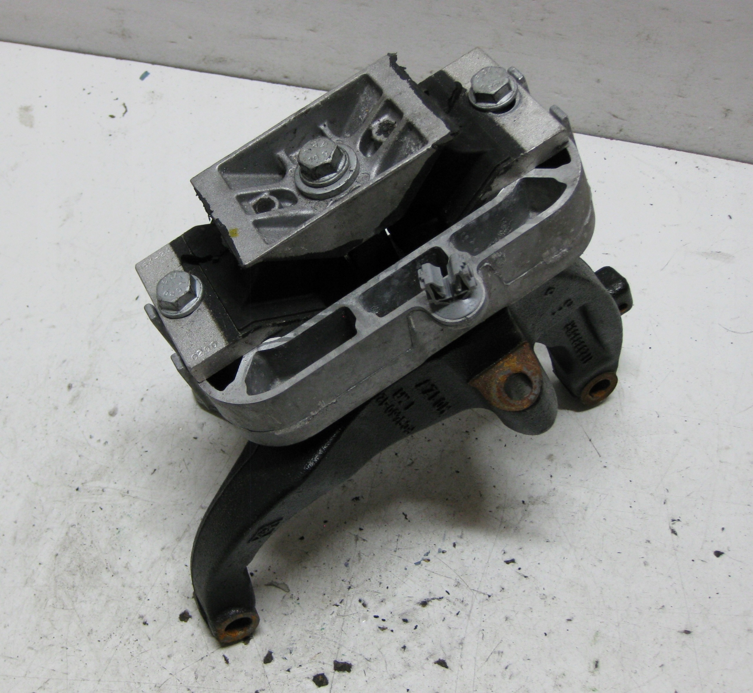 RENAULT MASTER III LIFT Support Support SKRYNI Engrenage 112338353R