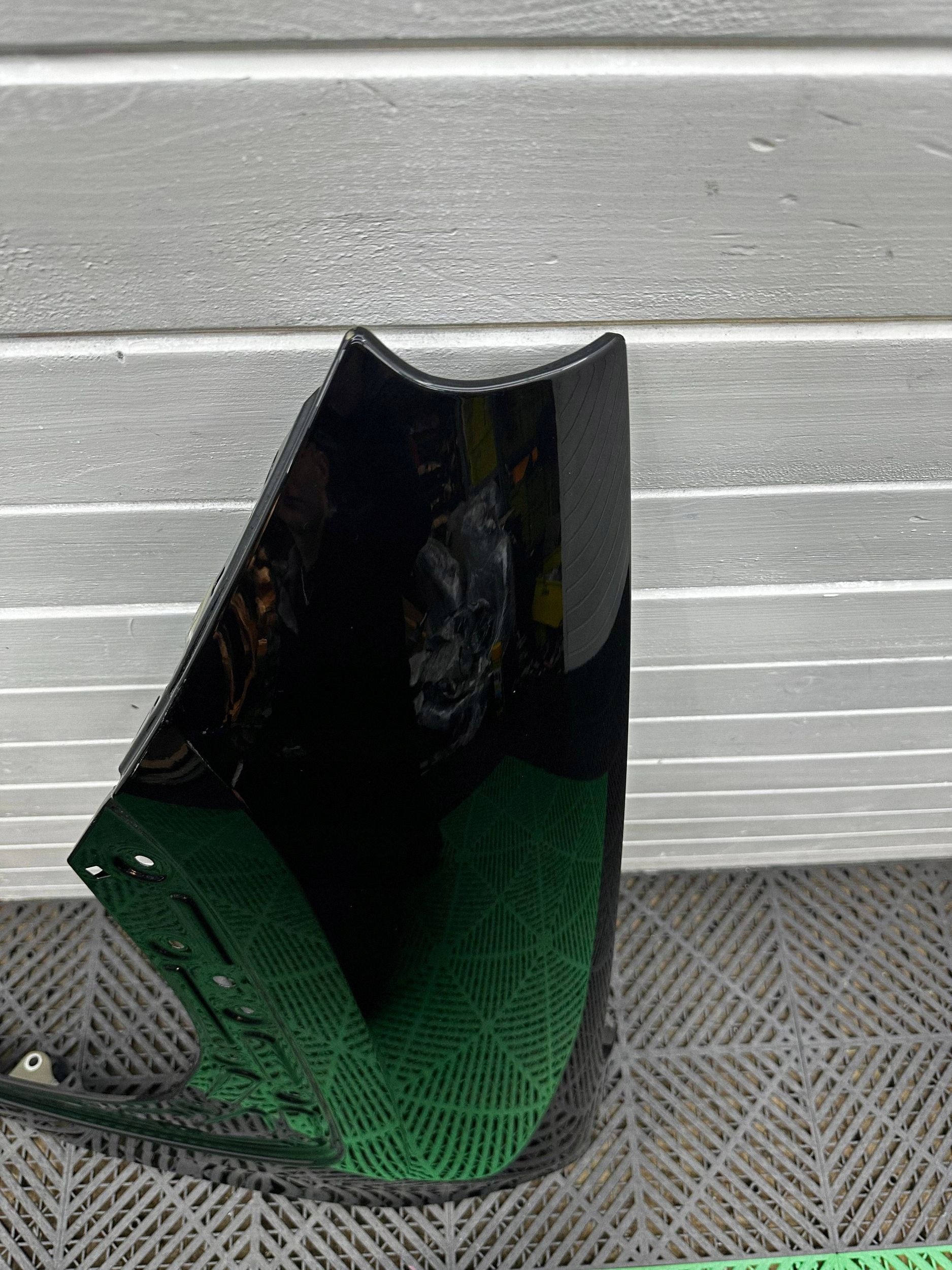 fender front side left Mini Aceman J05