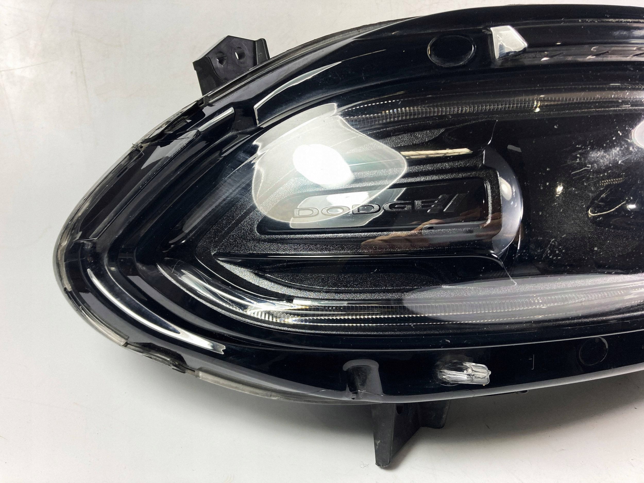 Dodge Charger 2019-21 reflektor light right front XENON