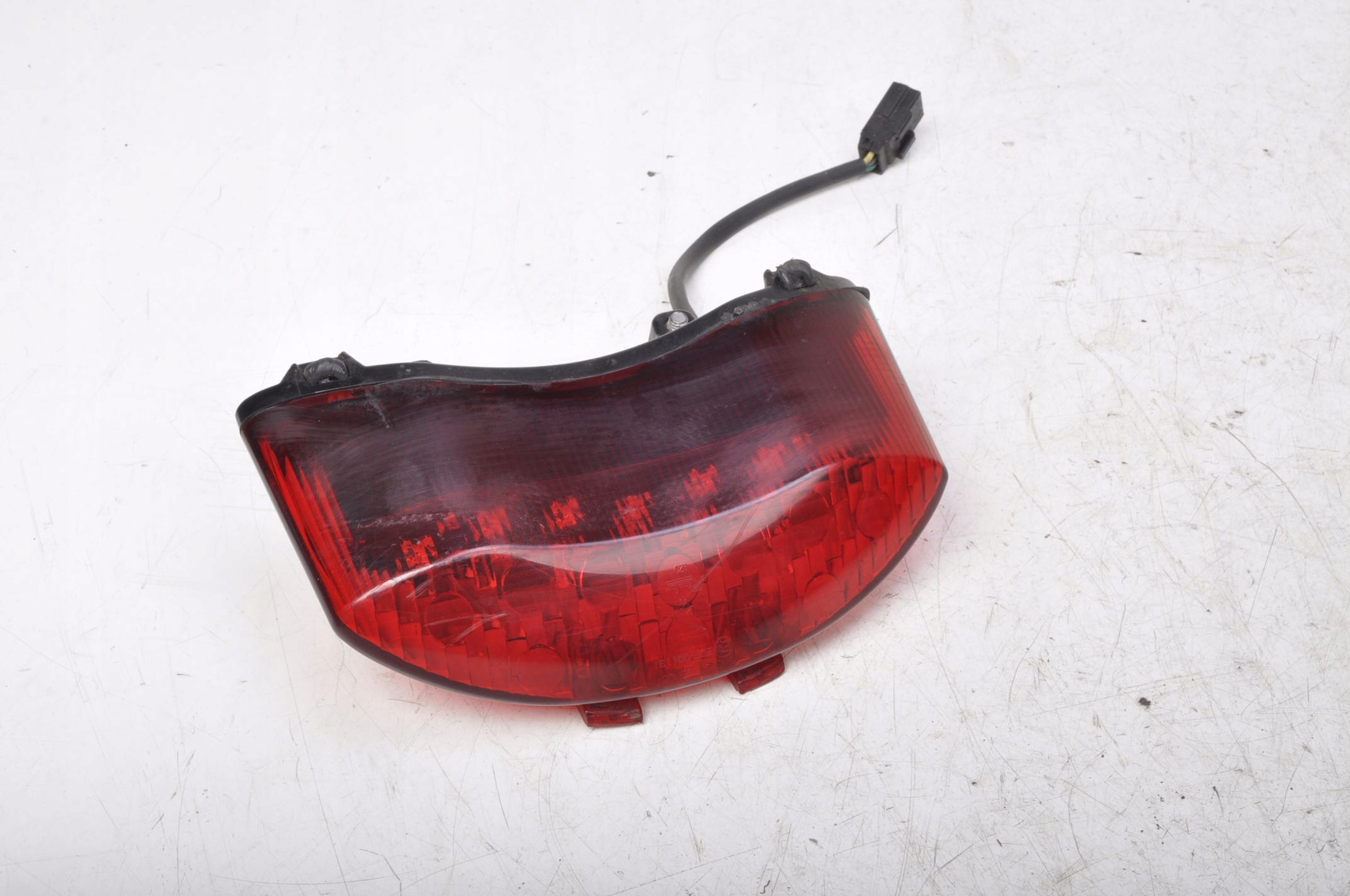 TRIUMPH SPRINT GT LAMPA TYŁ TYLNA