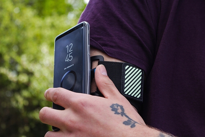 ETUI OPASKA NA TELEFON RAMIĘ ARMBAND DO BIEGANIA Waga 0.2 g