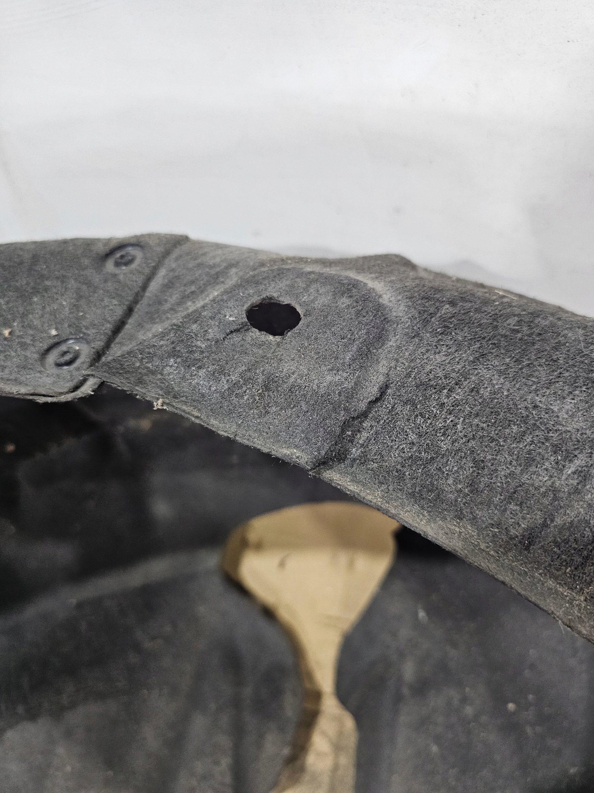 mudguard left rear part AUDI A6 C7 4G0810171A