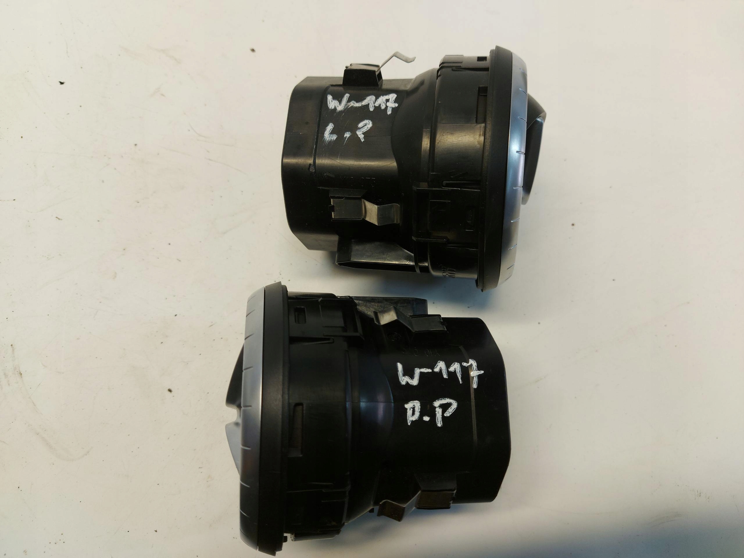 MERCEDES CLA W117 LÜFTUNGSGITTER ZUFUHR LUFT DES LÜFTERS KONSOLE LINKS ODER RECHTS