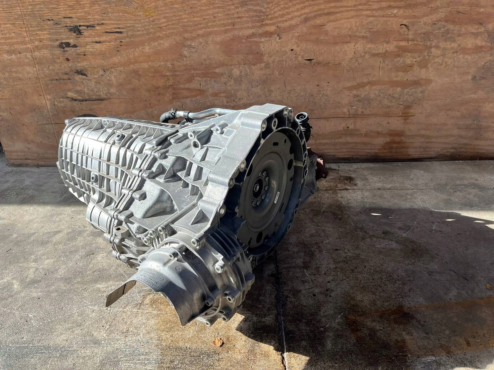AUDI A4 A5 F5 Boîte de vitesses 2.0 TFSI Comme Neuf UML