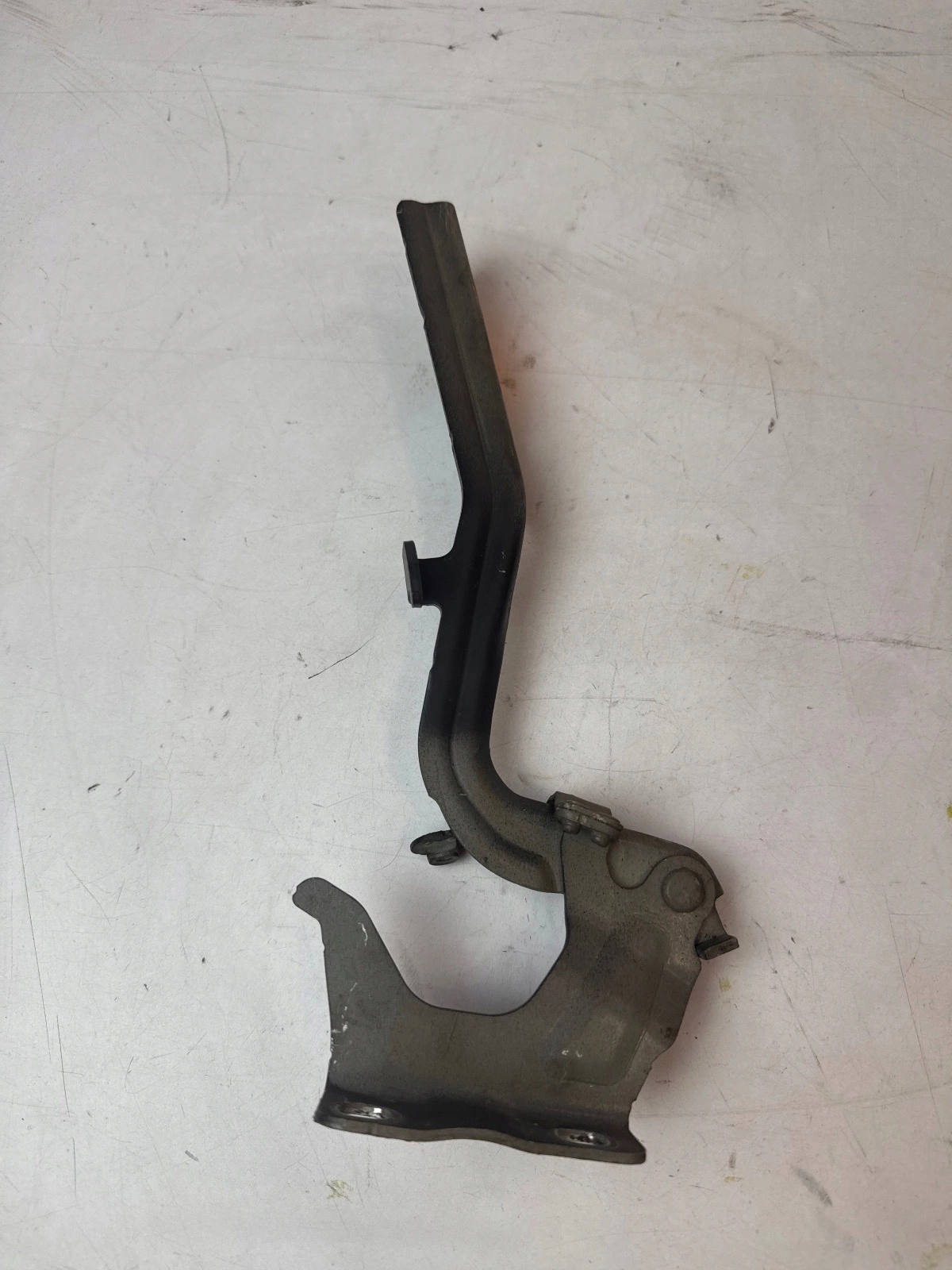 hinge bonnets front front left Nissan Juke F15 and Lift