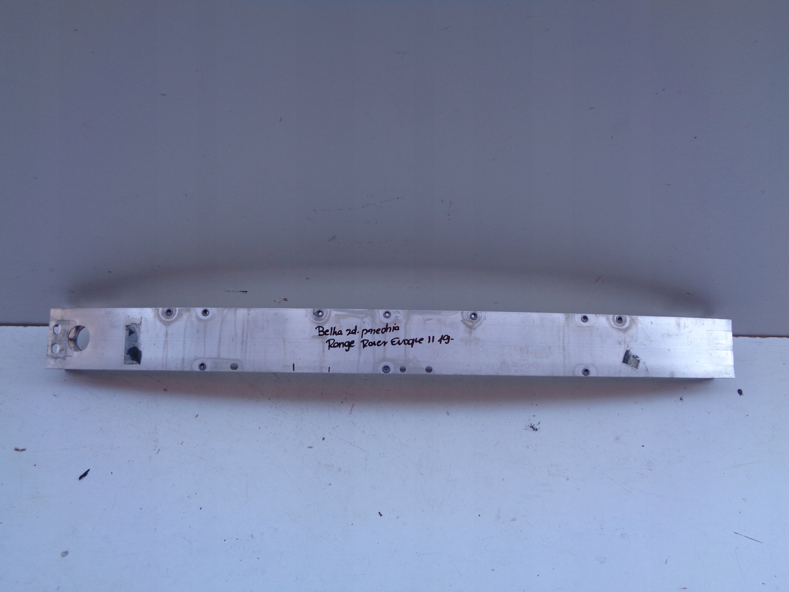 pillar bumper support front RANGE ROVER EVOQUE II 19