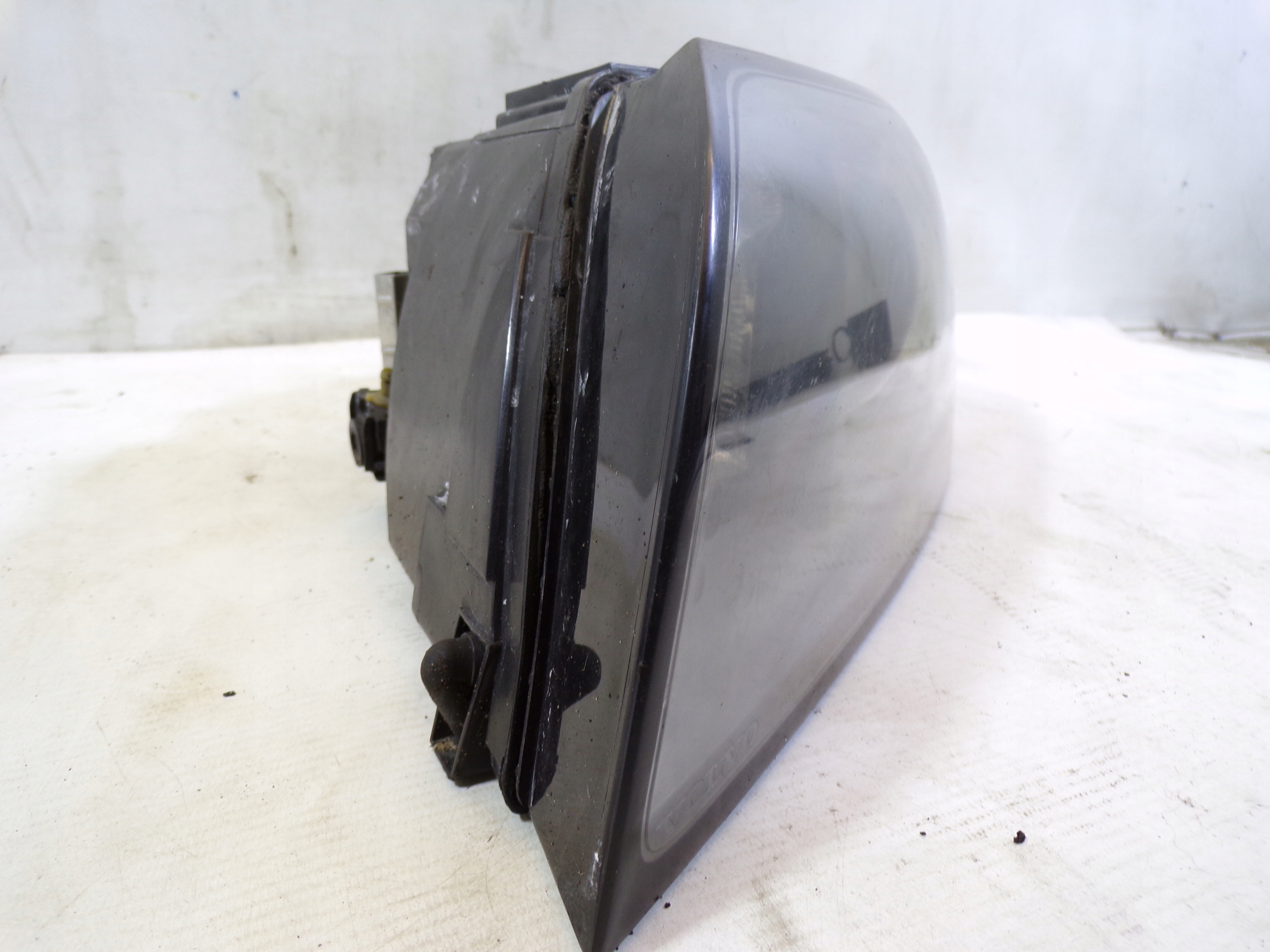 light front front left VOLVO V50 (2)