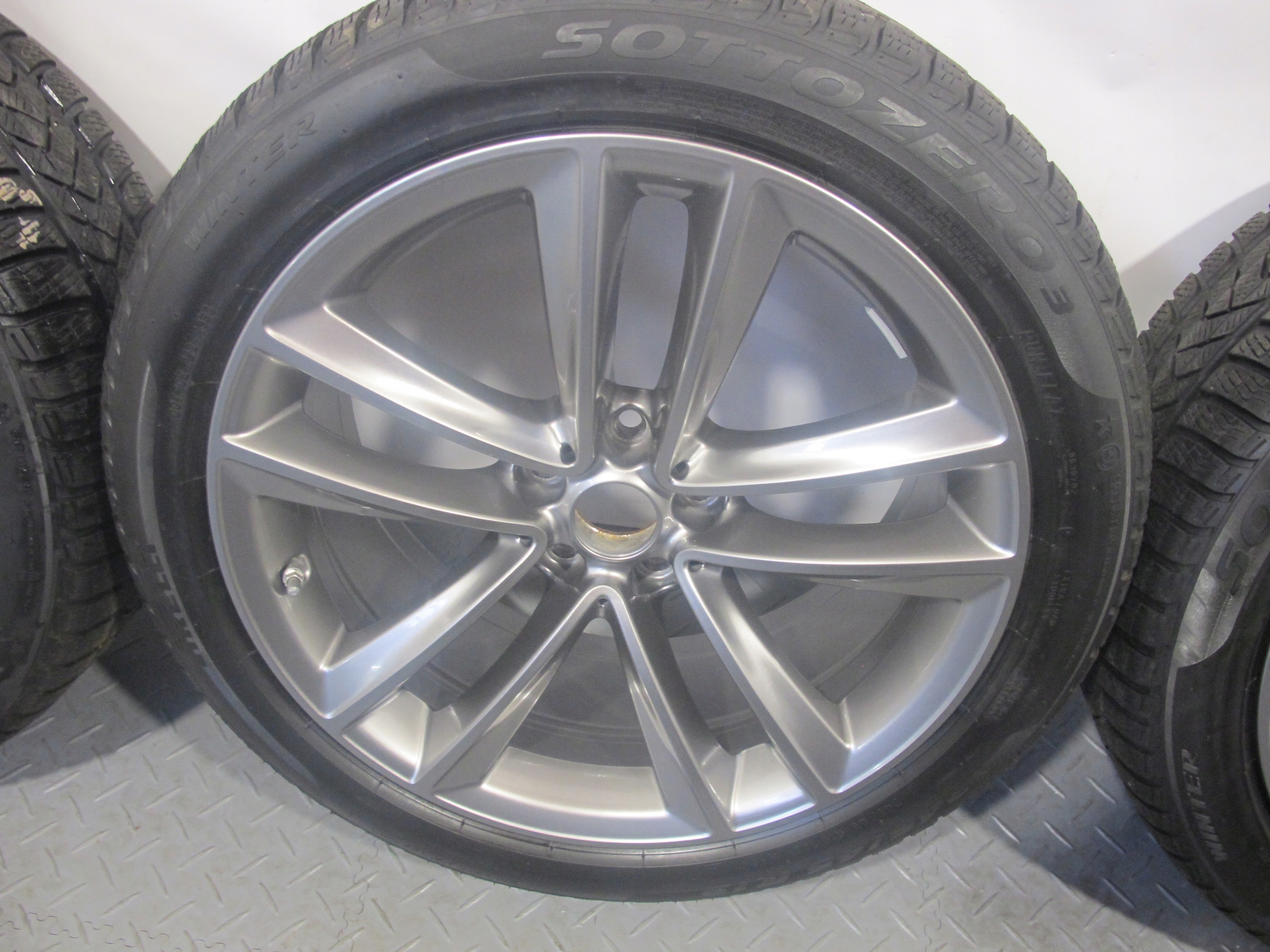 FELGI KOŁA BMW G12 G30 6881665 245/45/19 630 ZIMA Średnica felgi 19