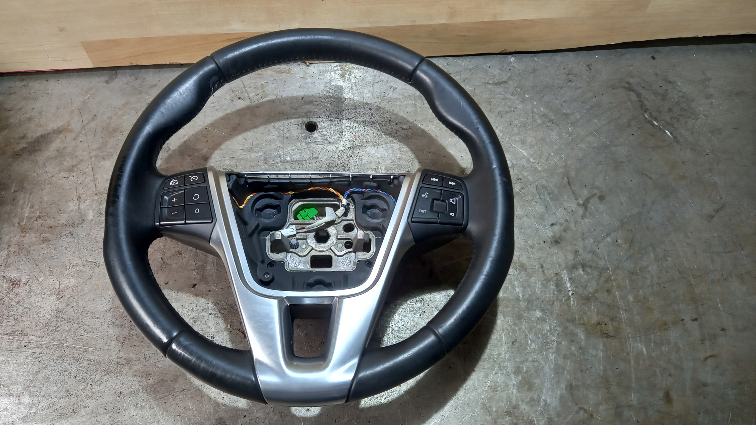 KIEROWNICA MULTIFUNKCJA VOLVO V40 II V60 S80 V70