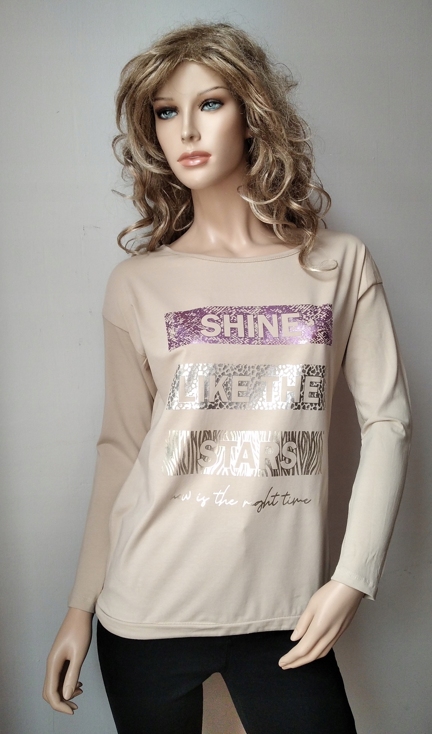 

Bluzka Latynka długi rękaw z miłej bawełny L/XL