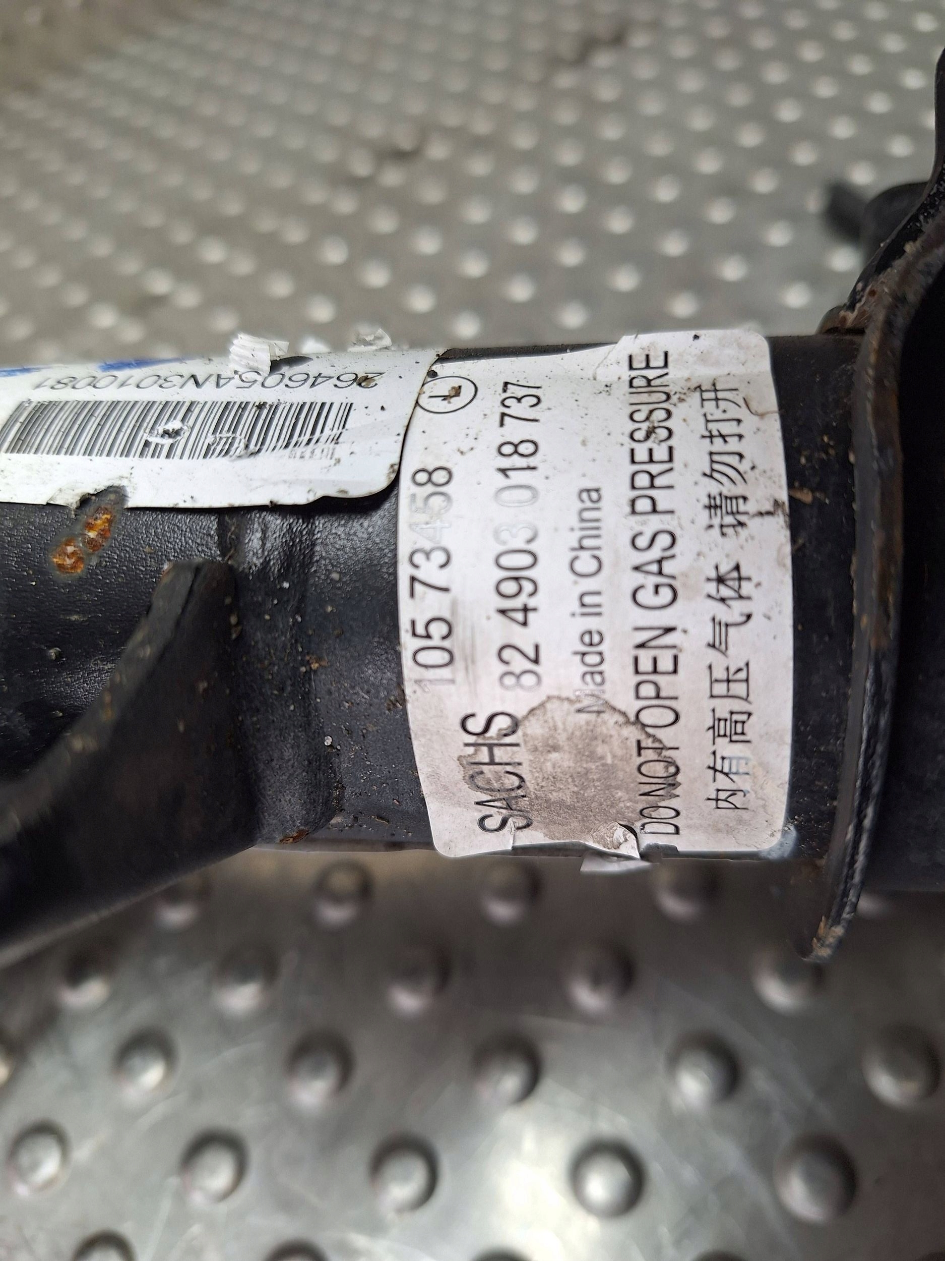 shock absorber left front MG ZS 824903018737