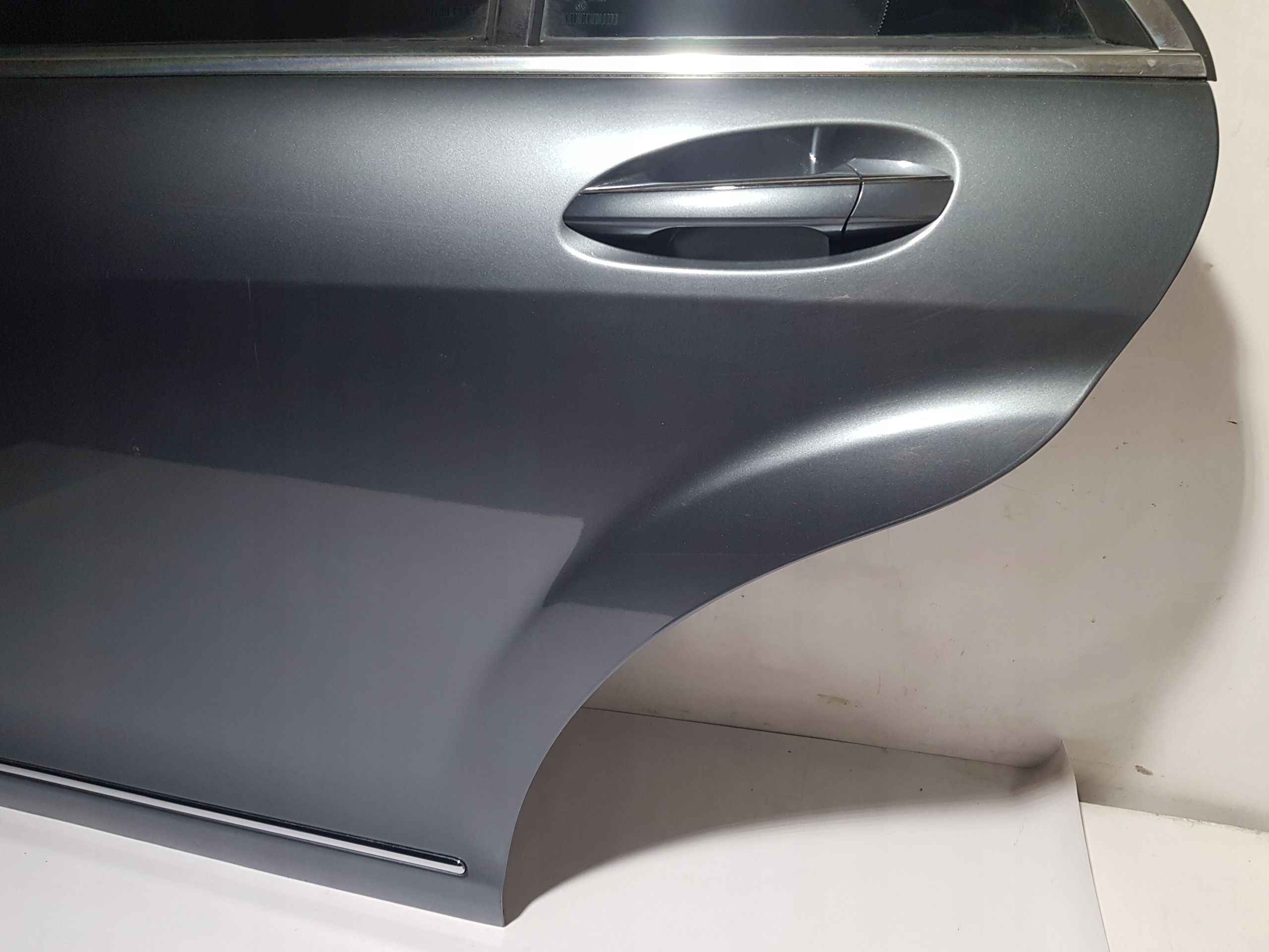 MERCEDES W221 door left rear part C368 368