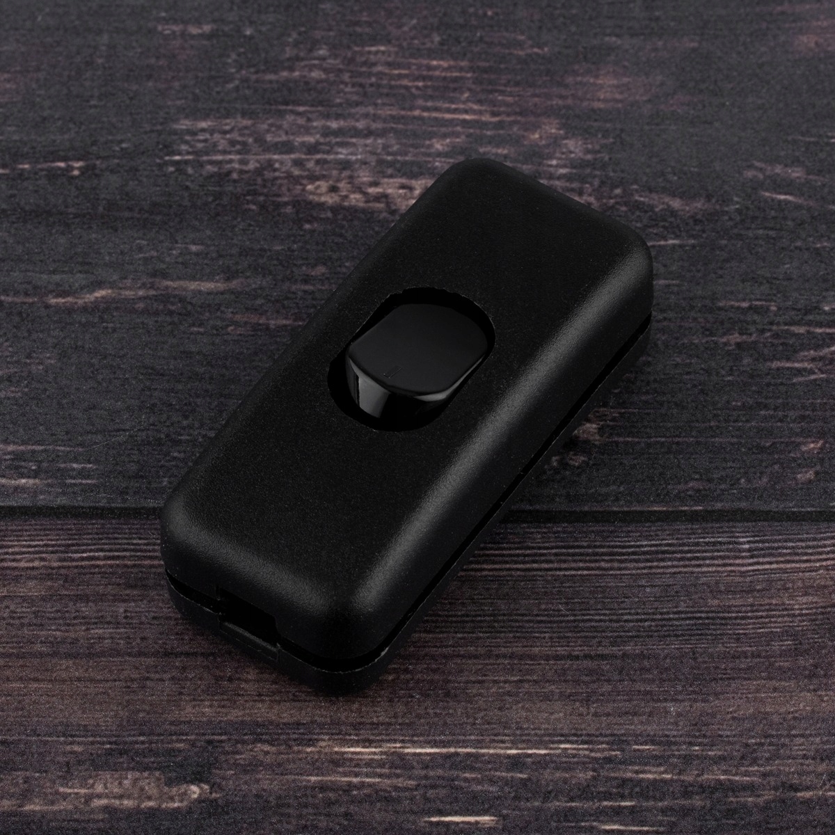 Włącznik kołyskowy na przewód zatrzaskowy czarny Kod producenta 734510 PRZEŁĄCZNIK WYŁĄCZNIK PRZELOTOWY