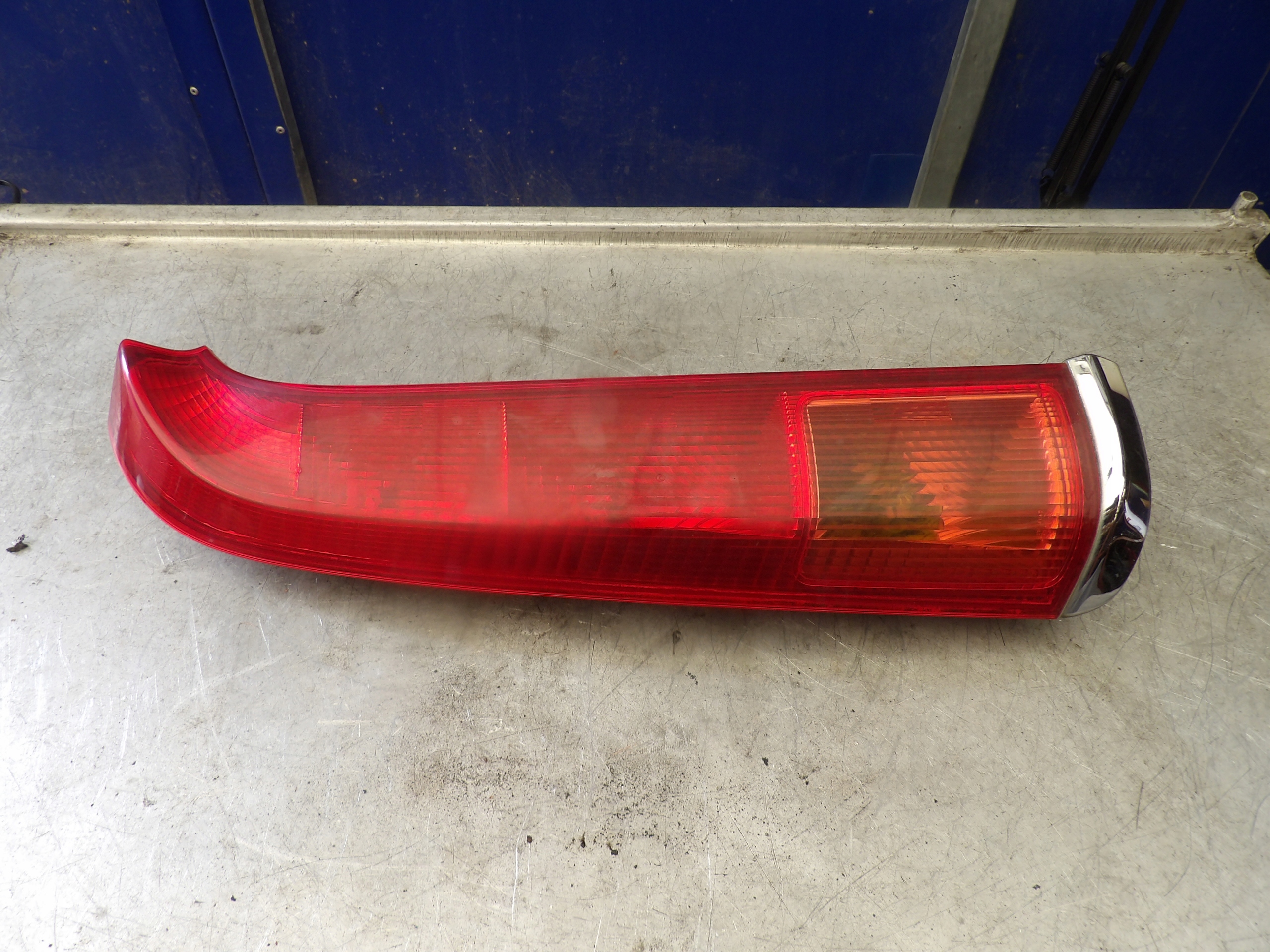 Honda Stream and light rear left