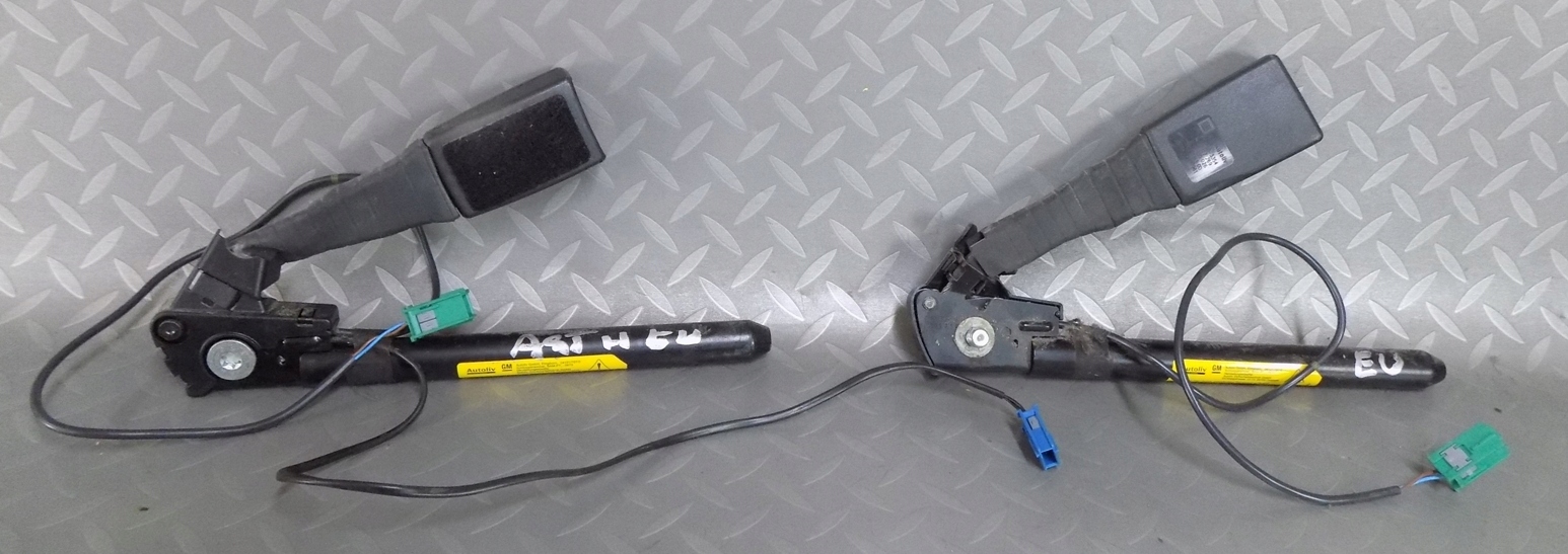 НАТЯЖИТЕЛИ РЕМНЕЙ СПЕРЕДИ ZAFIRA II B КОМПЛЕКТ ИЗ 2 КАБЕЛЕЙ