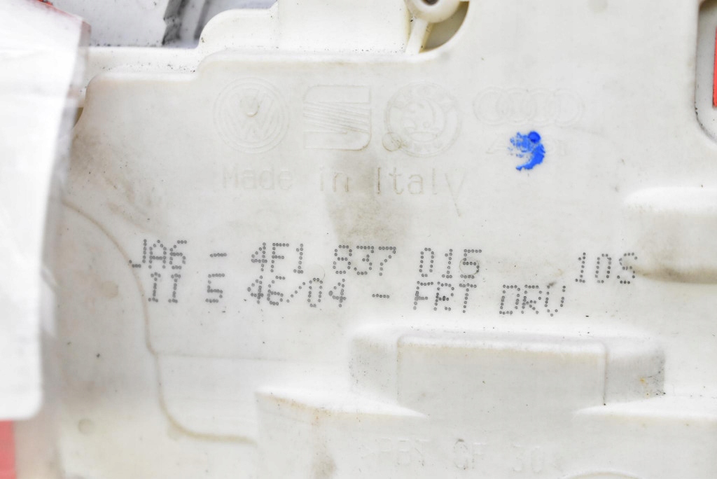 lock door left front front EU 4F1837015 AUDI A6 C6 sedan 04-08
