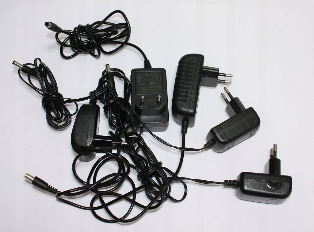 ZASILACZ ŁADOWARKA DC 21V 21.5V 1A-1.9A 5.5/2.1 MIX EAN (GTIN) 5904545781293