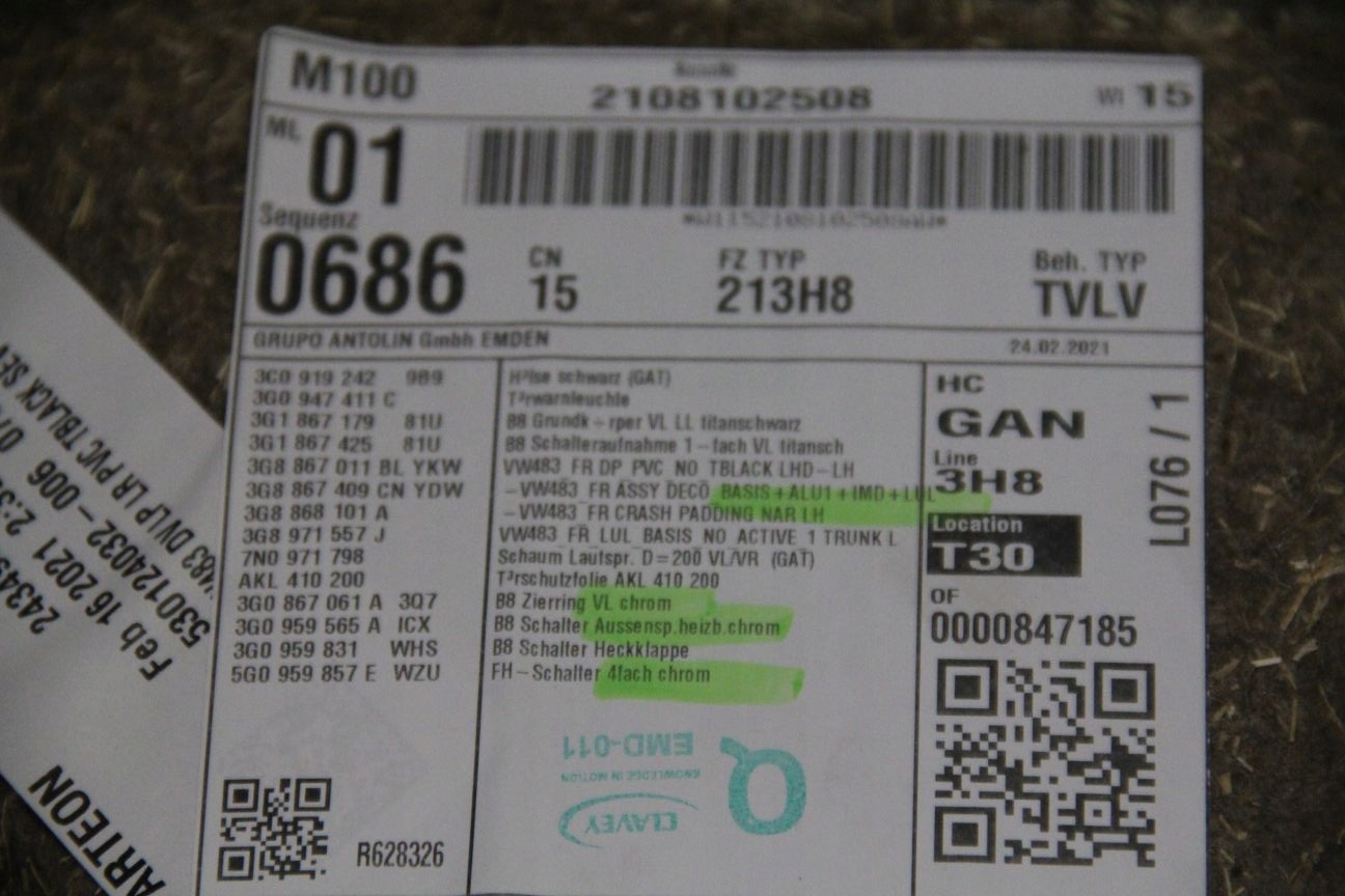 TAPICERKA DRZWI PRZÓD LEWY SKÓRA BIAŁA NIĆ VW ARTEON 3G8867011BL Wersja Europejska