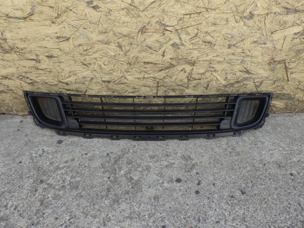 CITROEN C5 III X7 9681052677 grid of a bumper front