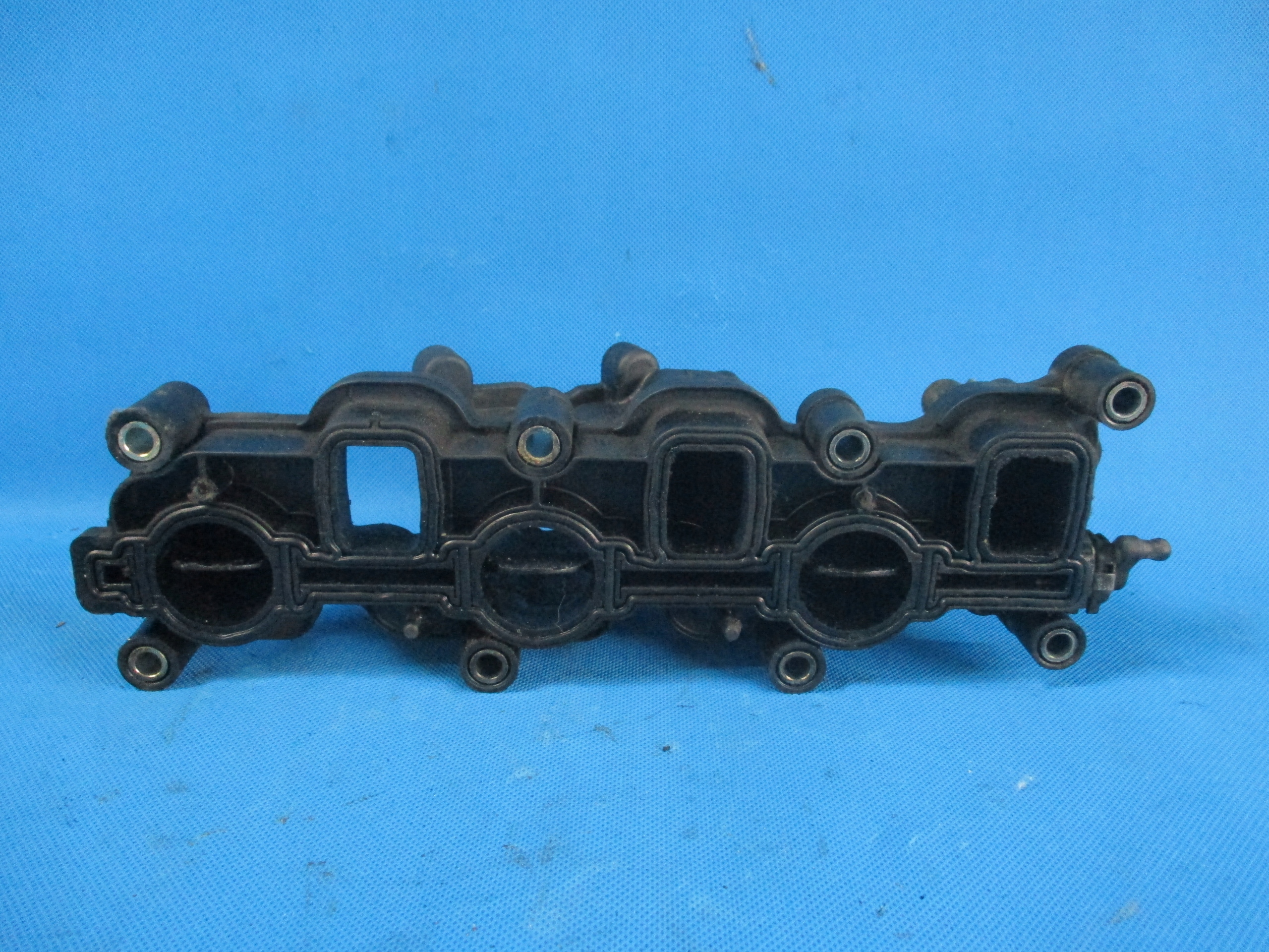 Audi OE 059129712BL коллектор Впускный