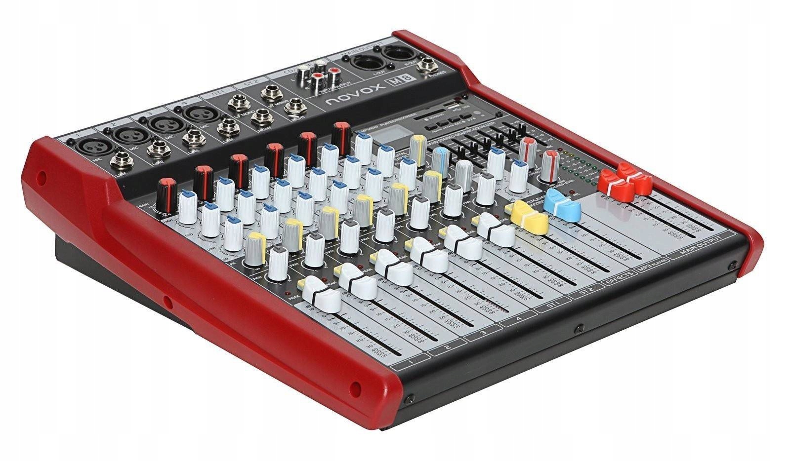 Novox M8 – analogový mixážní pult