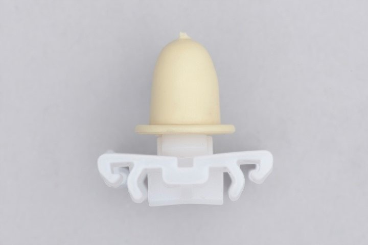 20x SPINKA KLIPS GNIAZDO MOCOWANIE LISTWY BOCZNEJ 51131960054 DO BMW 3 E36 Waga produktu z opakowaniem jednostkowym 1 kg