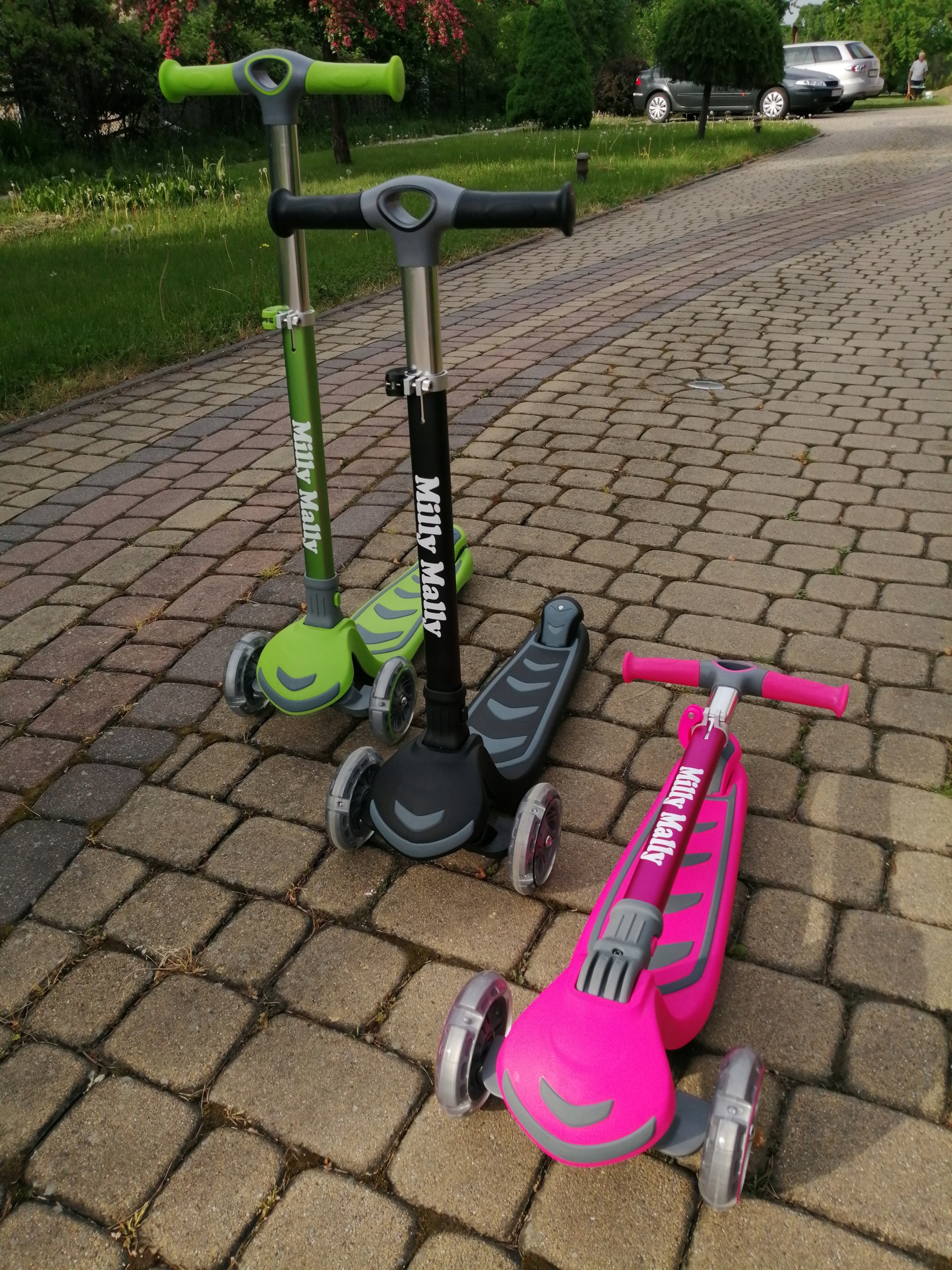 Solidna HULAJNOGA dla dzieci trójkołowa LED! Boogie Pink 3+ RÓŻOWA JAKOŚĆ Kolor Różowy