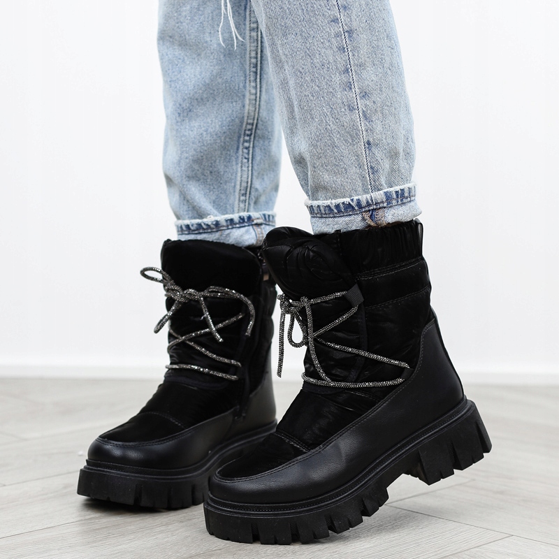 Czarne śniegowce damskie ocieplane futerko dżety 8-33 r.38 Rozmiar 38