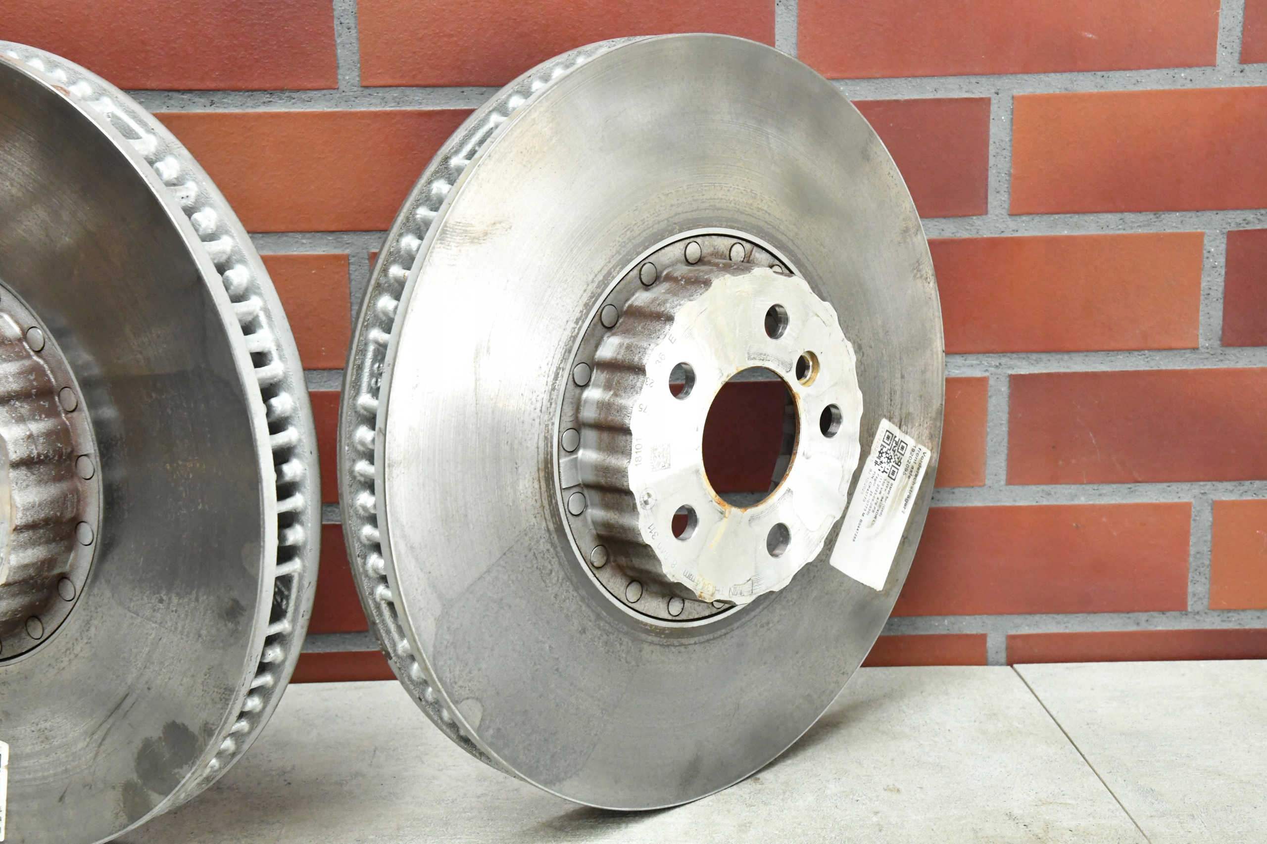 discs front disc plates BMW 5 G60 G61 7 G70 X3 B45 374x36 7596km