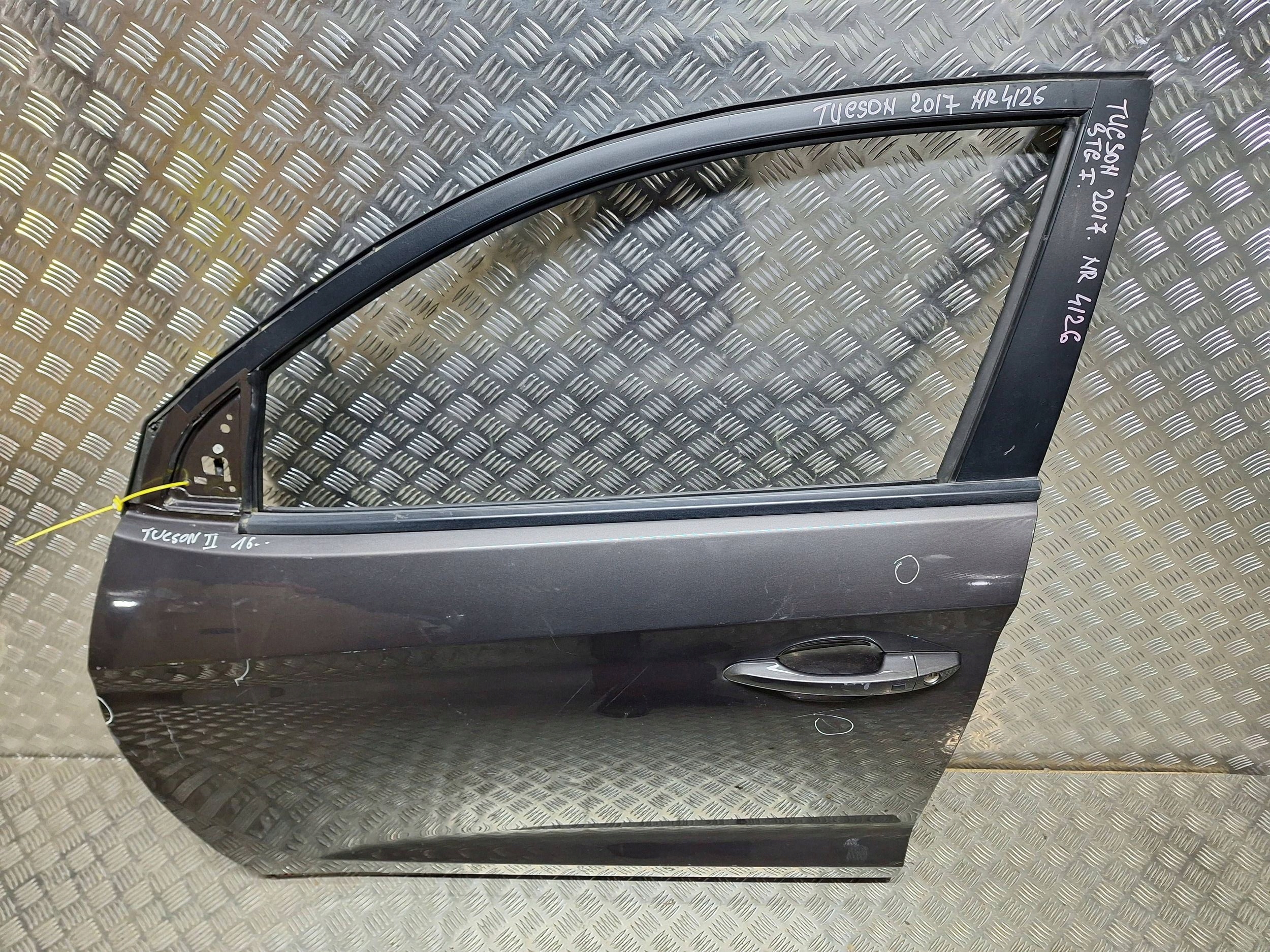 door left front HYUNDAI TUCSON II III 15-20 complete