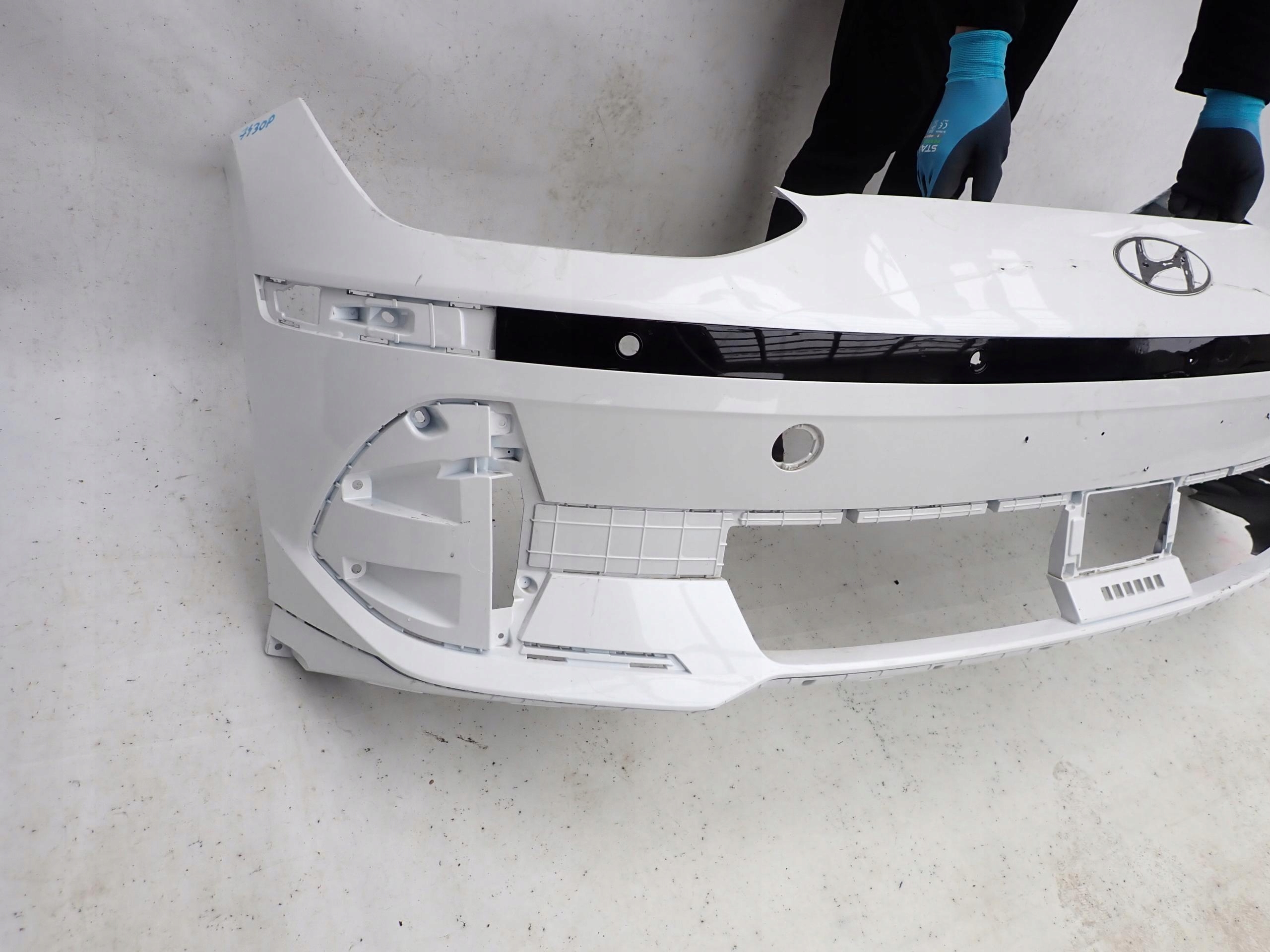 HYUNDAI IONIQ 6 VI 22- bumper front front PDC