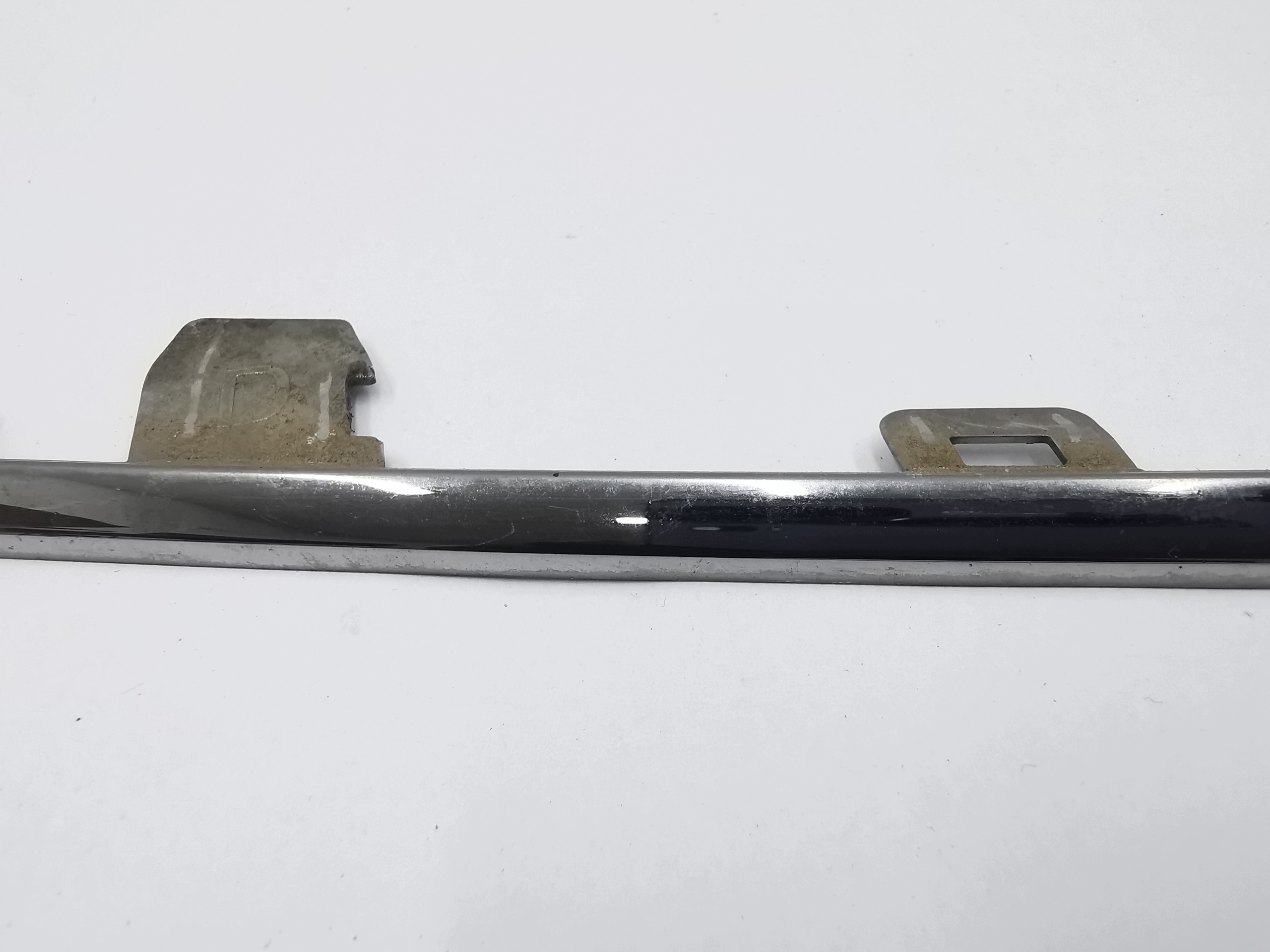 moulding CHROM grill left RENAULT CAPTUR LIFT 623834761R