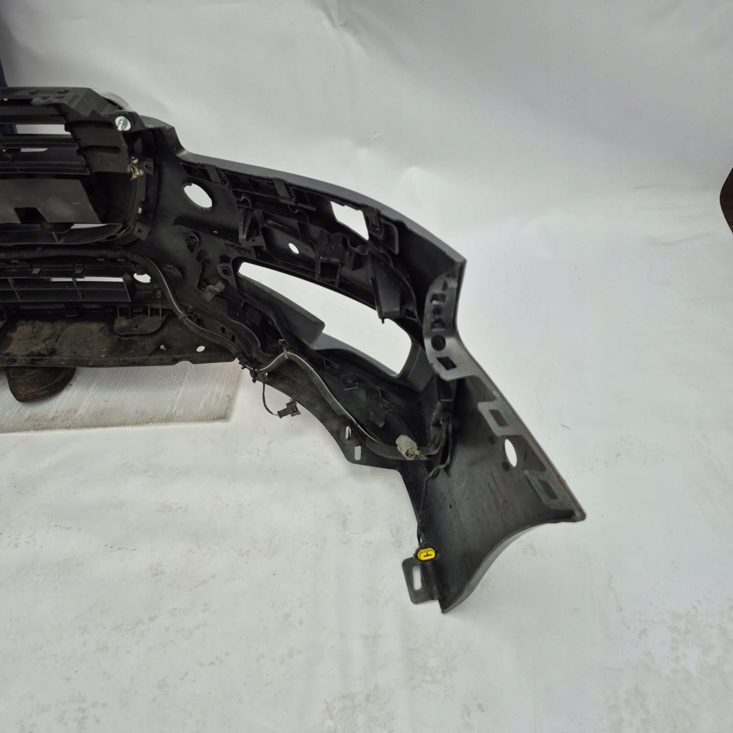 PEUGEOT 508 and 10-14 bumper front front grill PDC 9686572177