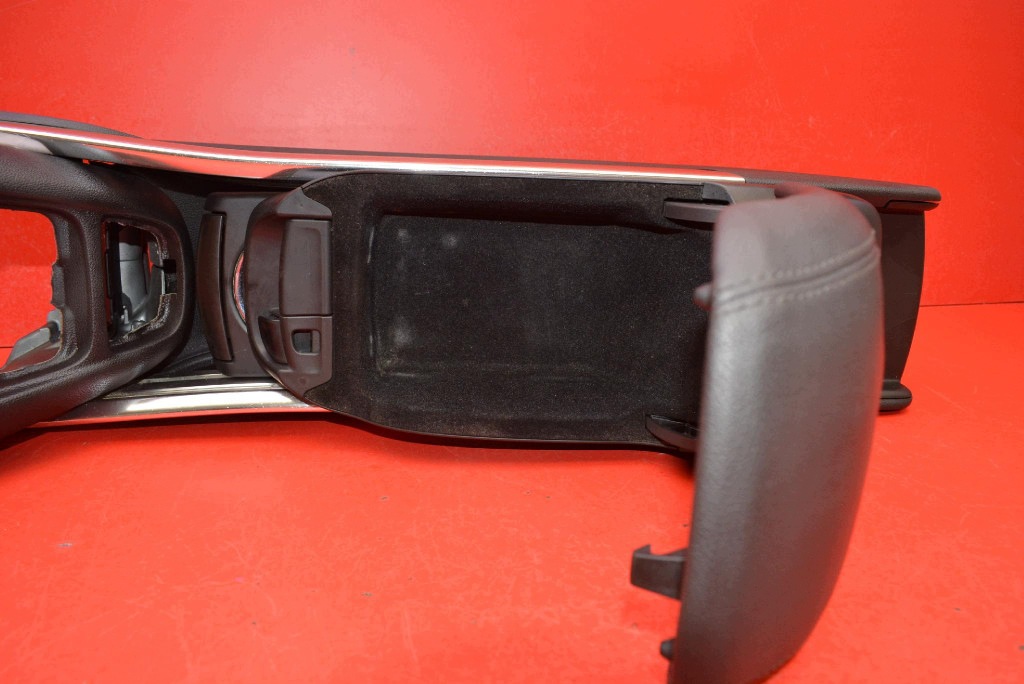 TUNEL central armrest EU OPEL ZAFIRA C TOURER 12-16