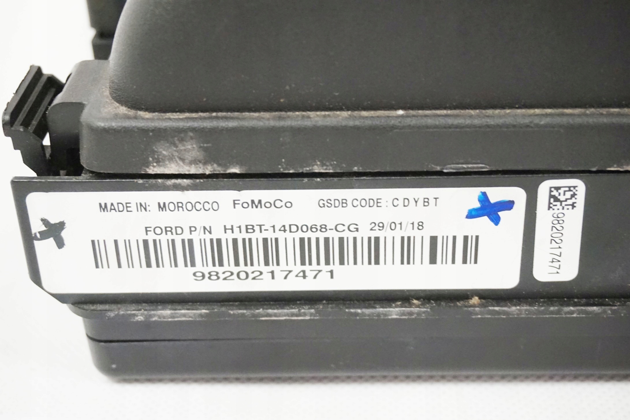 SKRZYNKA BEZPIECZNIKÓW FORD FIESTA ACTIVE VII MK8 Producent części Ford OE