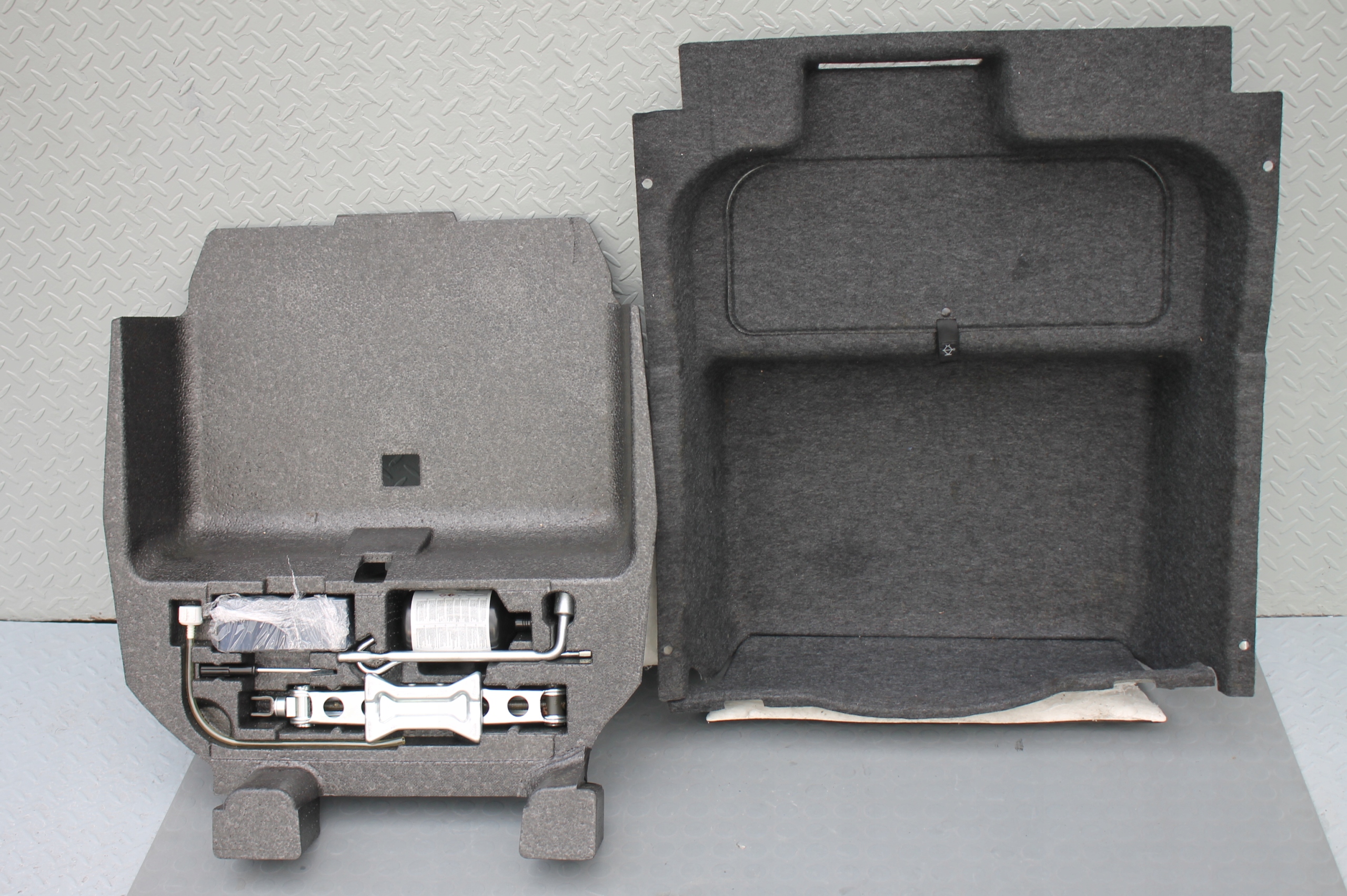 ПАТРОН БАГАЖНИКА КОМПРЕССОР ДОМКРАТ ACCORD VIII 08-