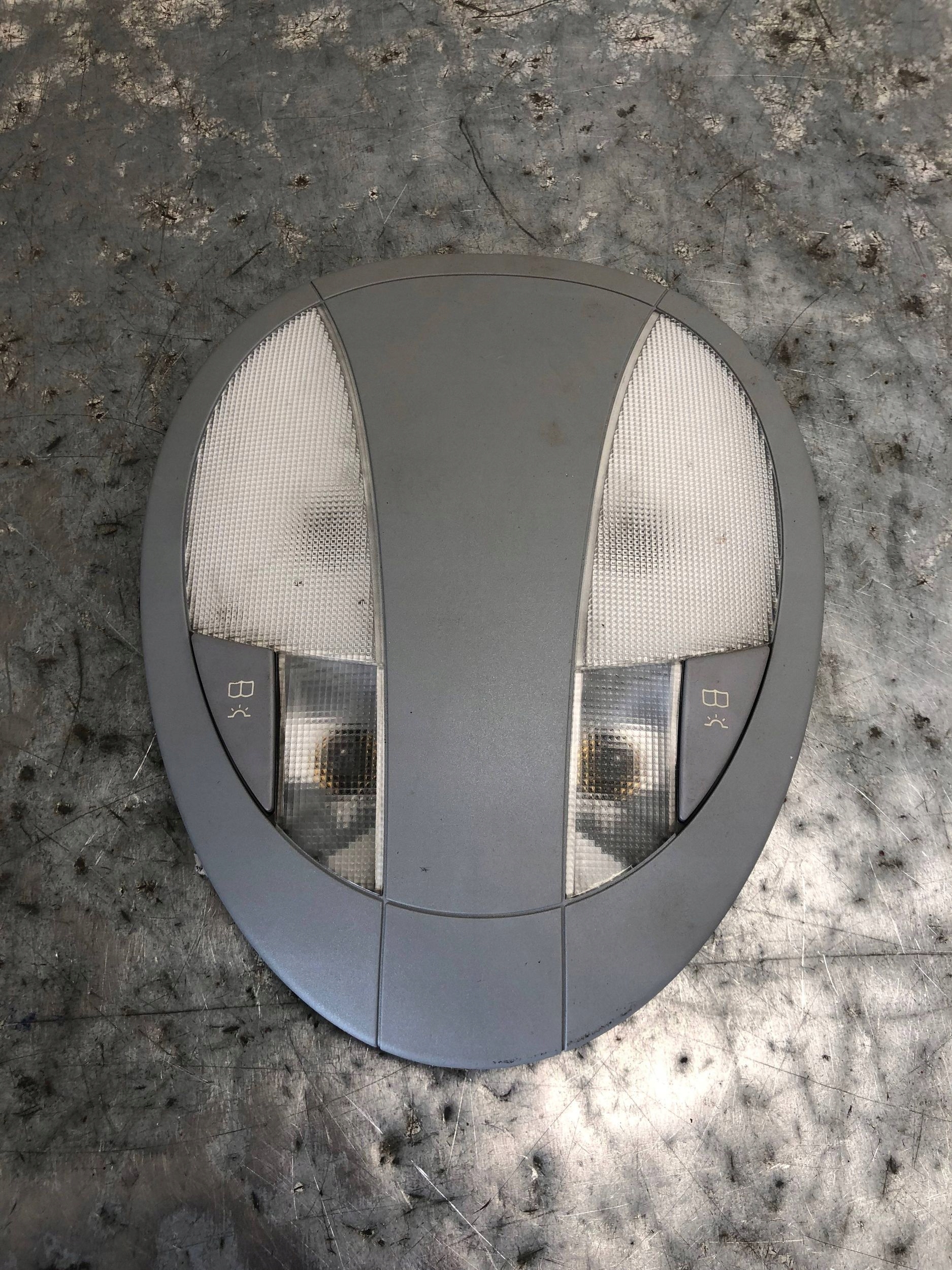 FANALE CIELO INTERNO MERCEDES W211 A2118201901