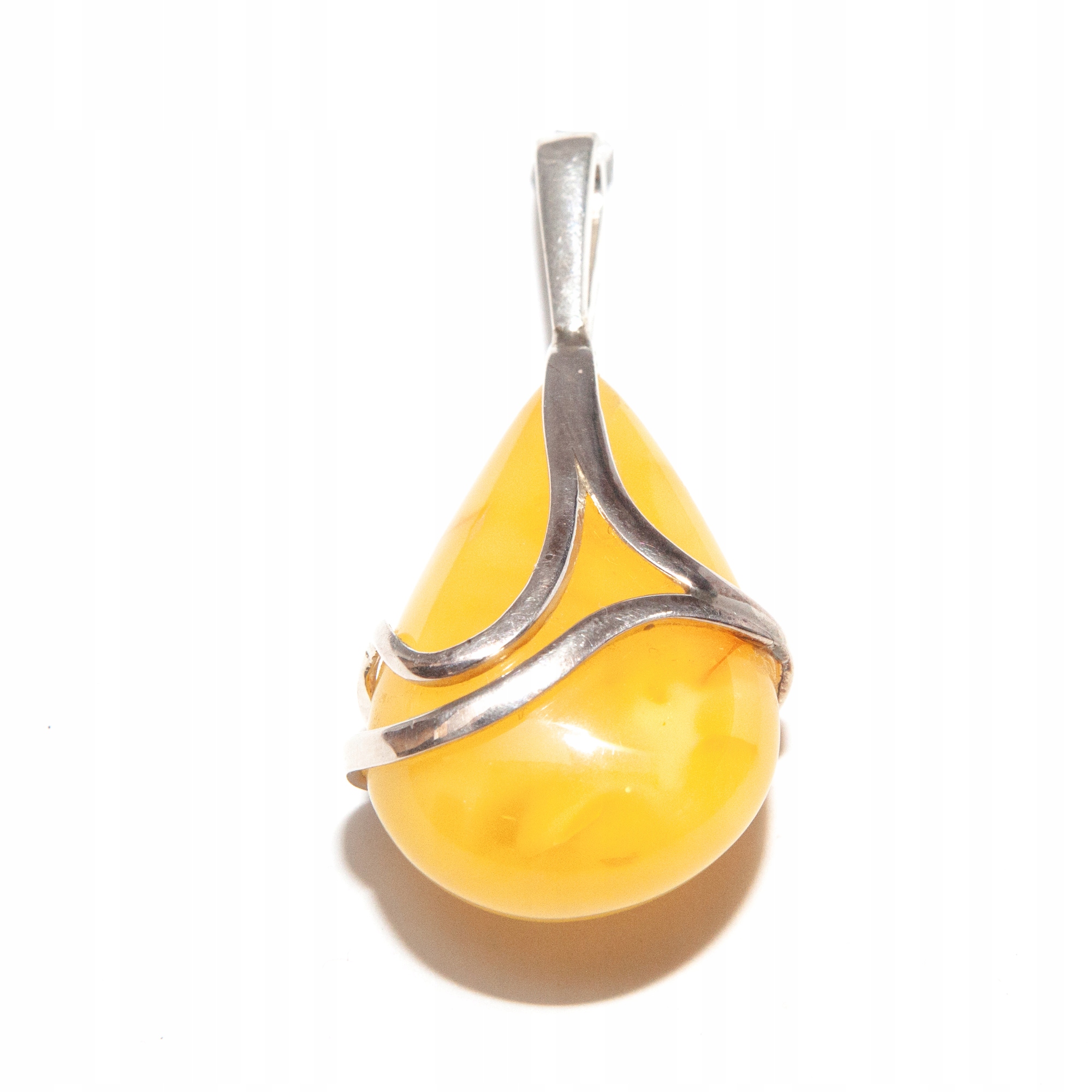 Přívěsek s jantarem, mléčný jantar stříbro 925