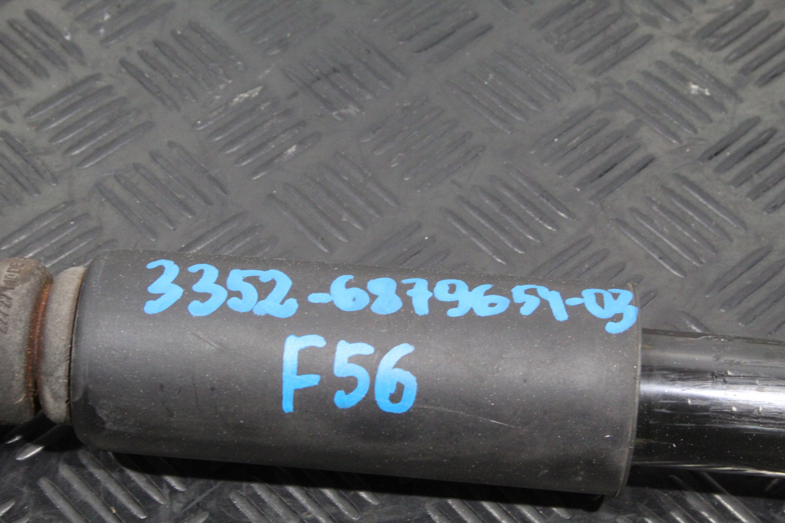 Stoßdämpfer heck MINI COOPER F56 JCW 6879654