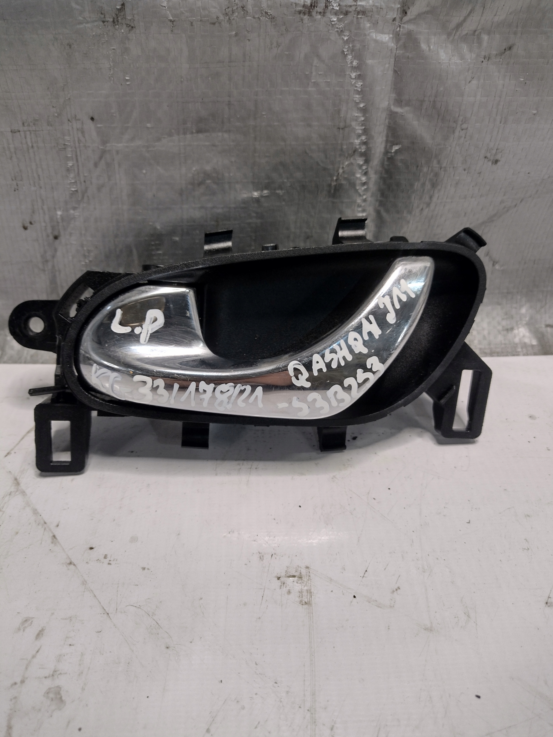 handle inner left front Nissan Qashqai J11 OE 806714EA0A