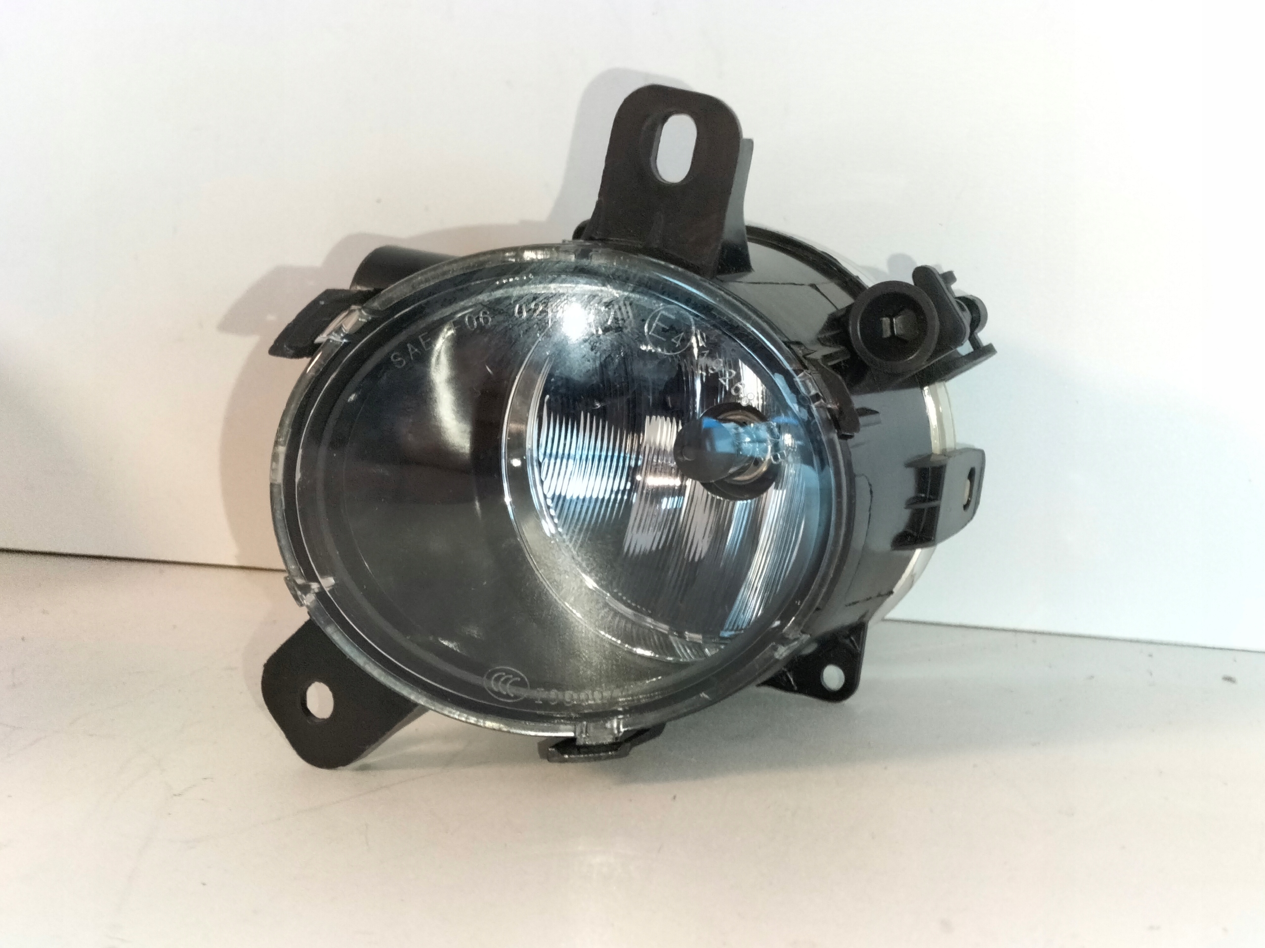 fog light light left OPEL CORSA D 11- CORSA E 14- MERIVA B 10