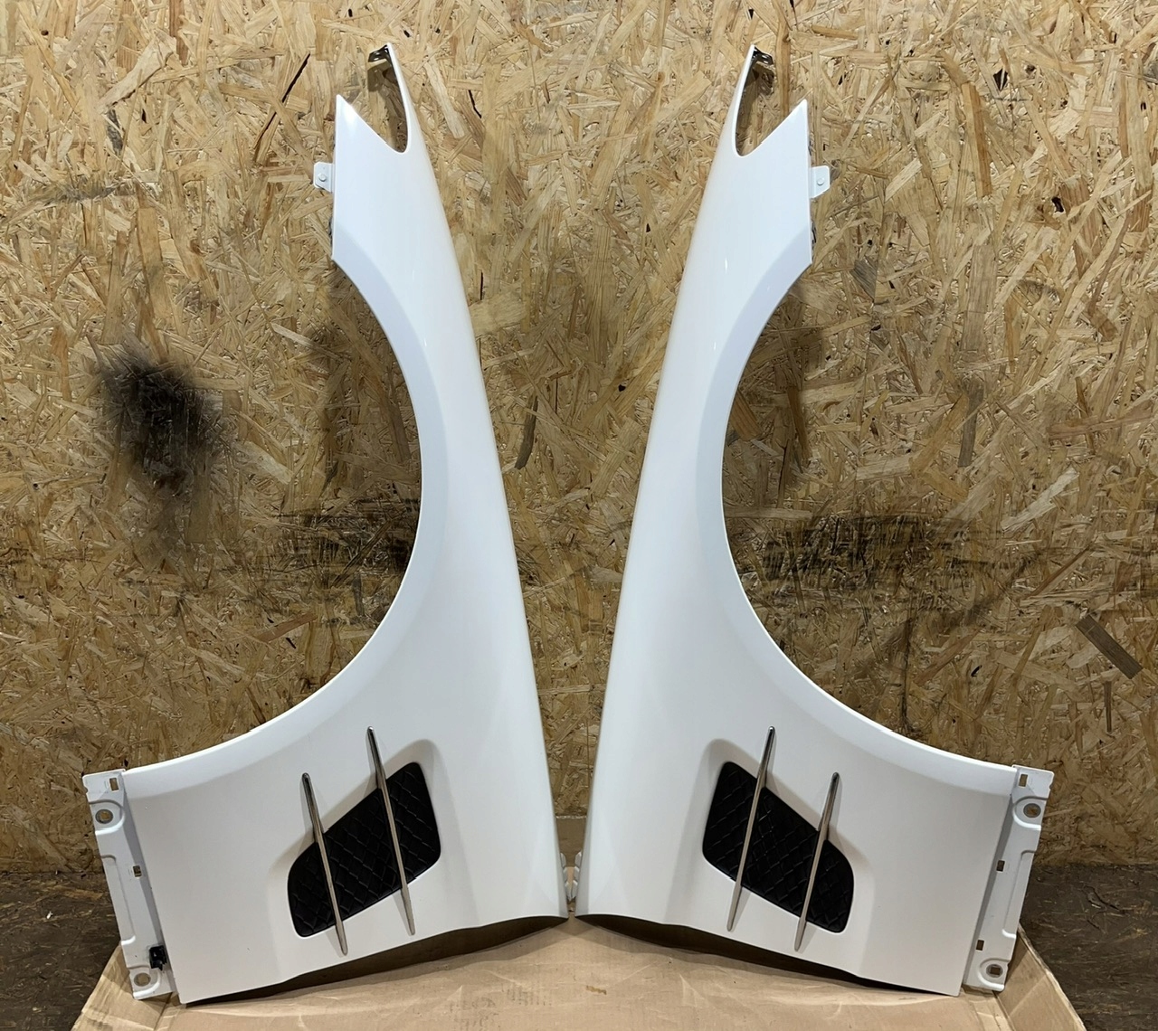 IDEALNY KPL.fender front front right MERCEDES SL R231 colour 799 1